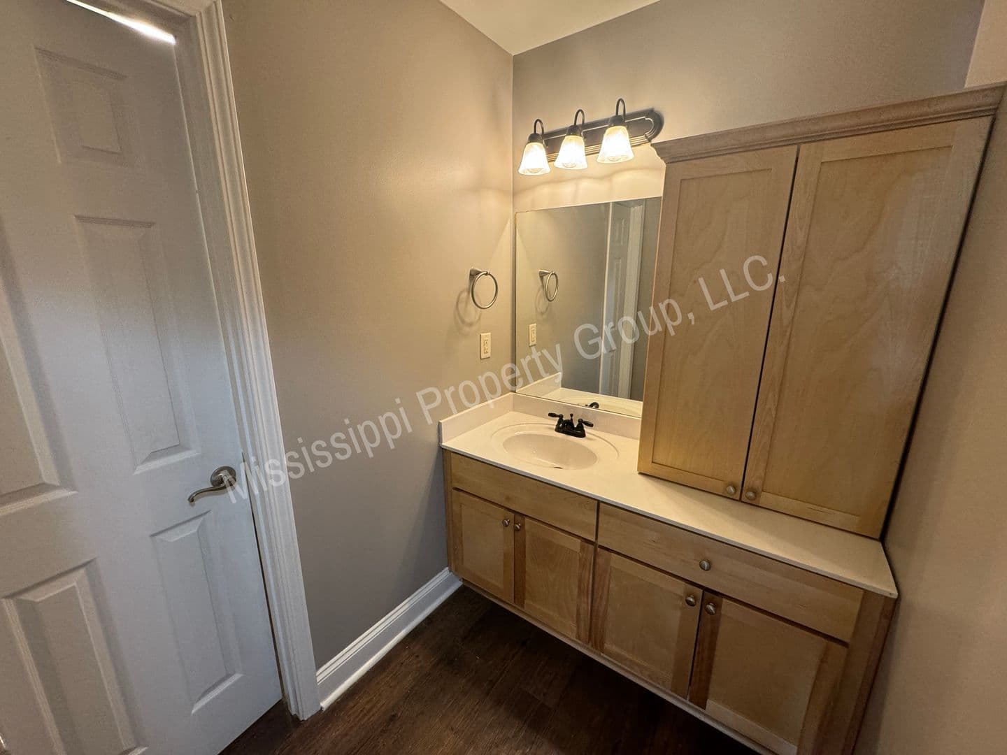 Oxford House: 304 Shumard Cove
