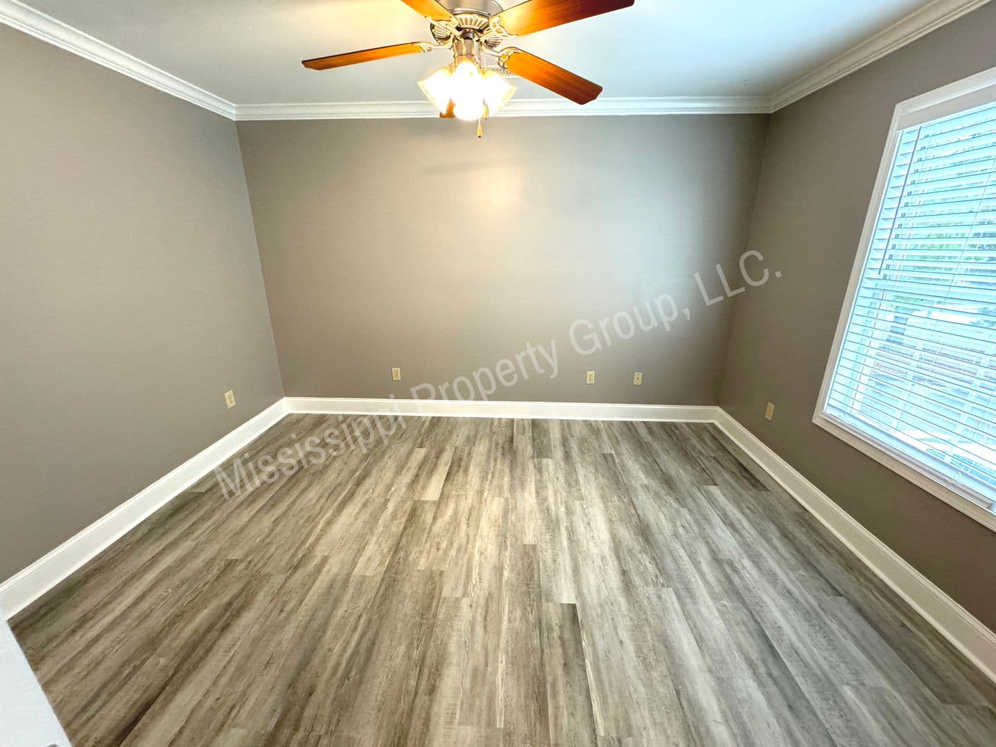 Oxford Townhome: 1 Mondrian Place