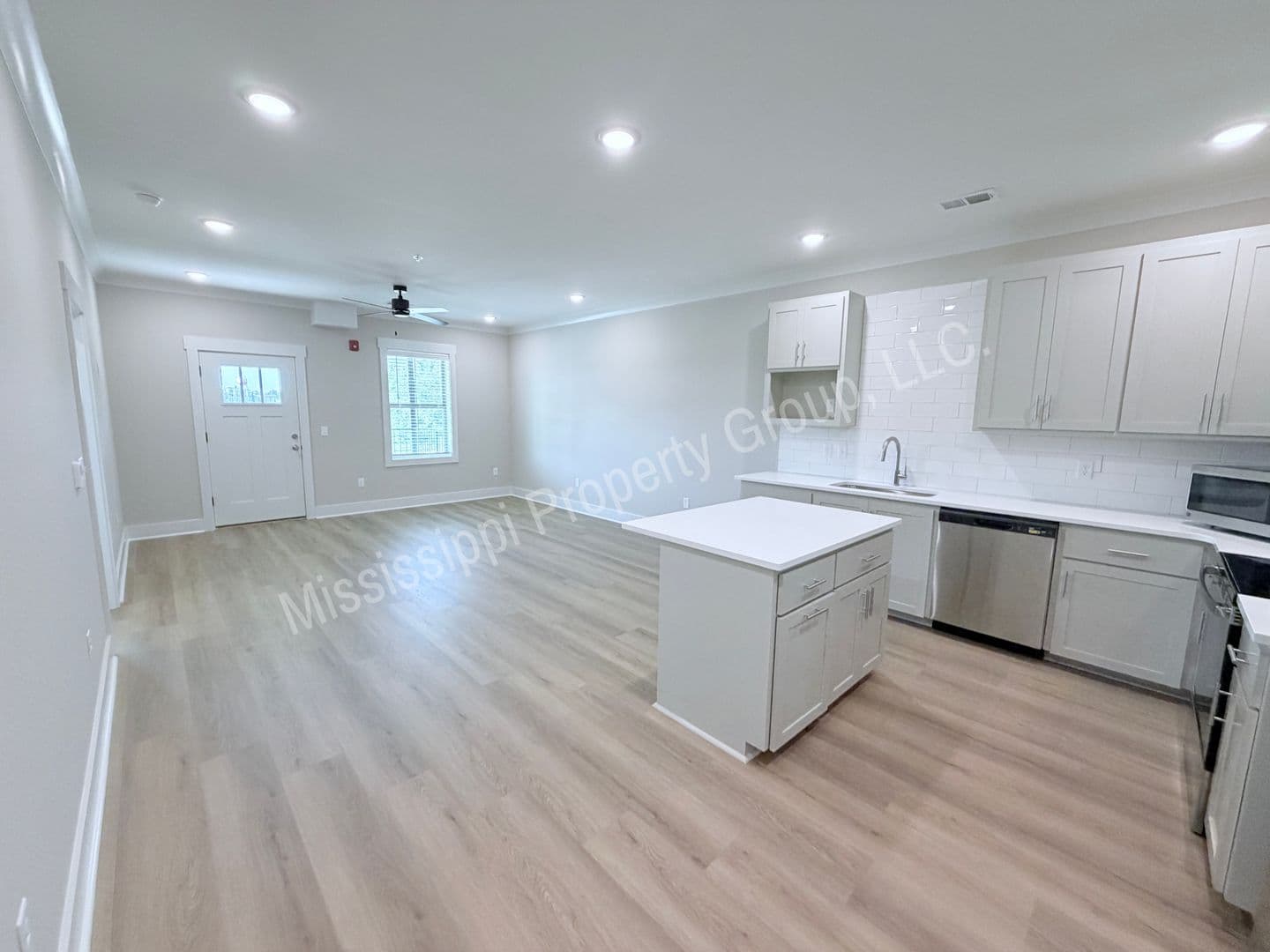 Oxford Apartment: 1401 Chickasaw Road