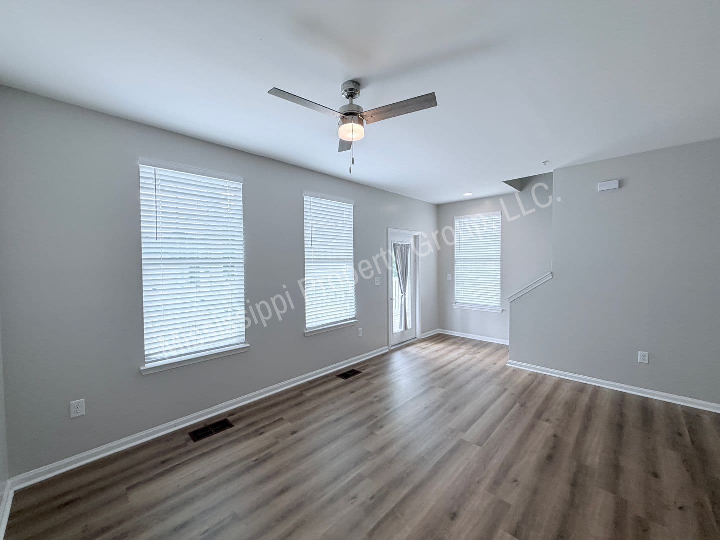 Oxford Townhome: 459 Olive Branch Way