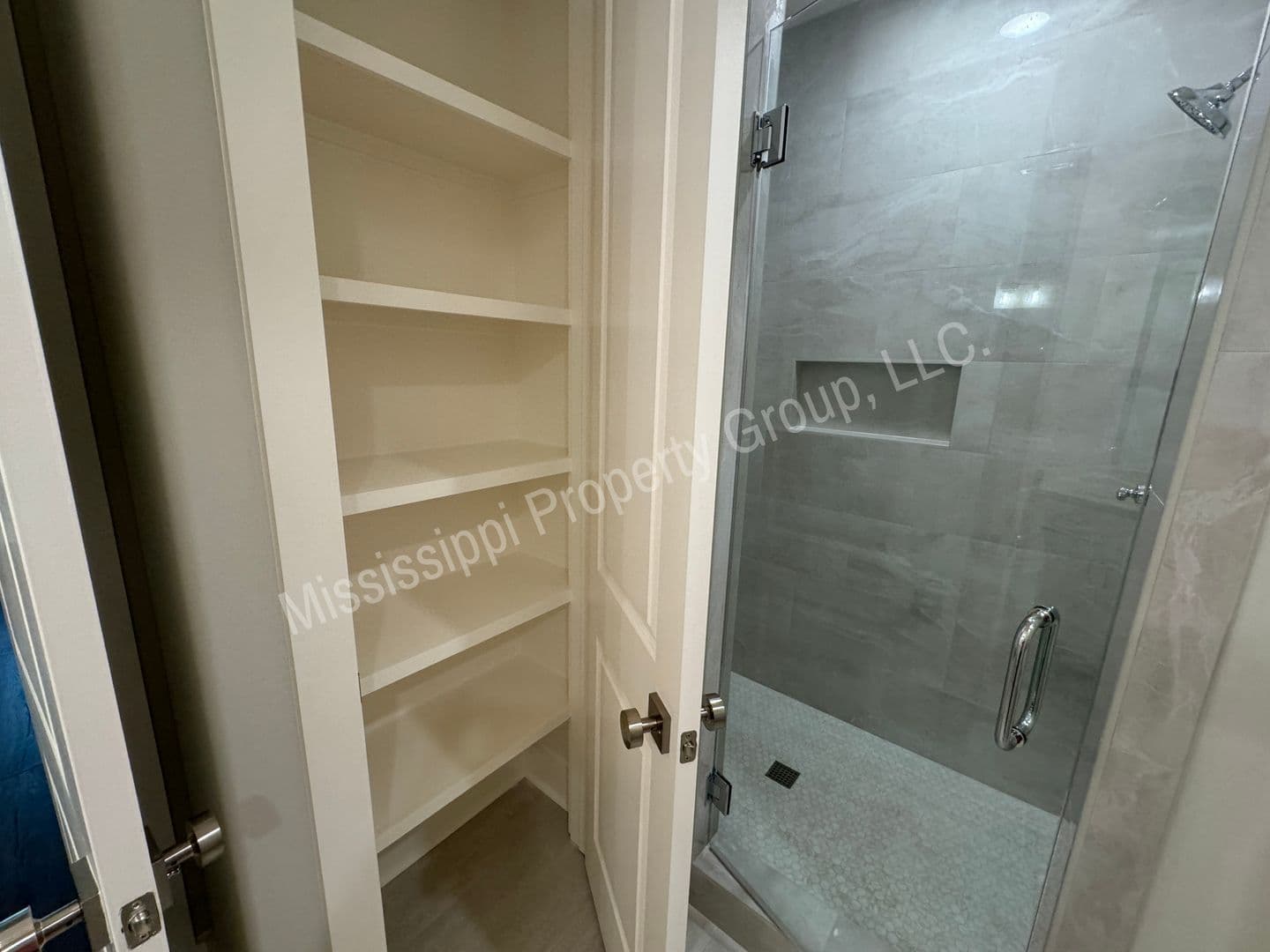 Oxford Townhome: 1843 Reserve Loop