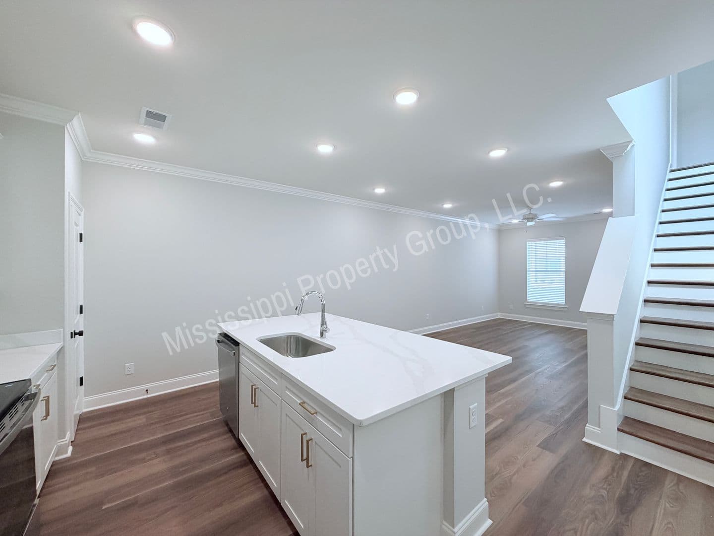 Oxford Townhome: 3524 Fenwick Way