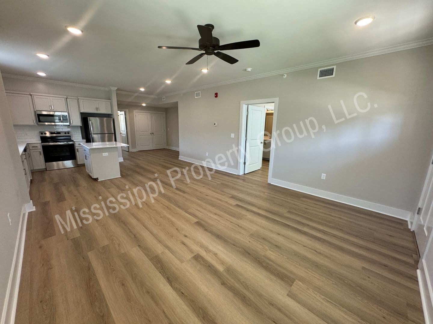 Oxford Apartment: 1401 Chickasaw Road