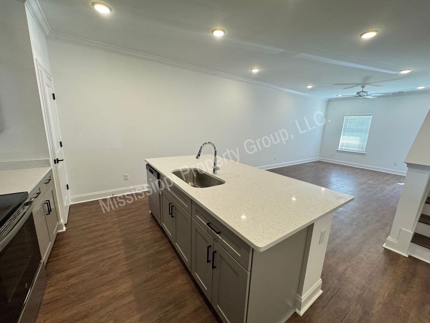 Oxford House: 314 Magnolia Court