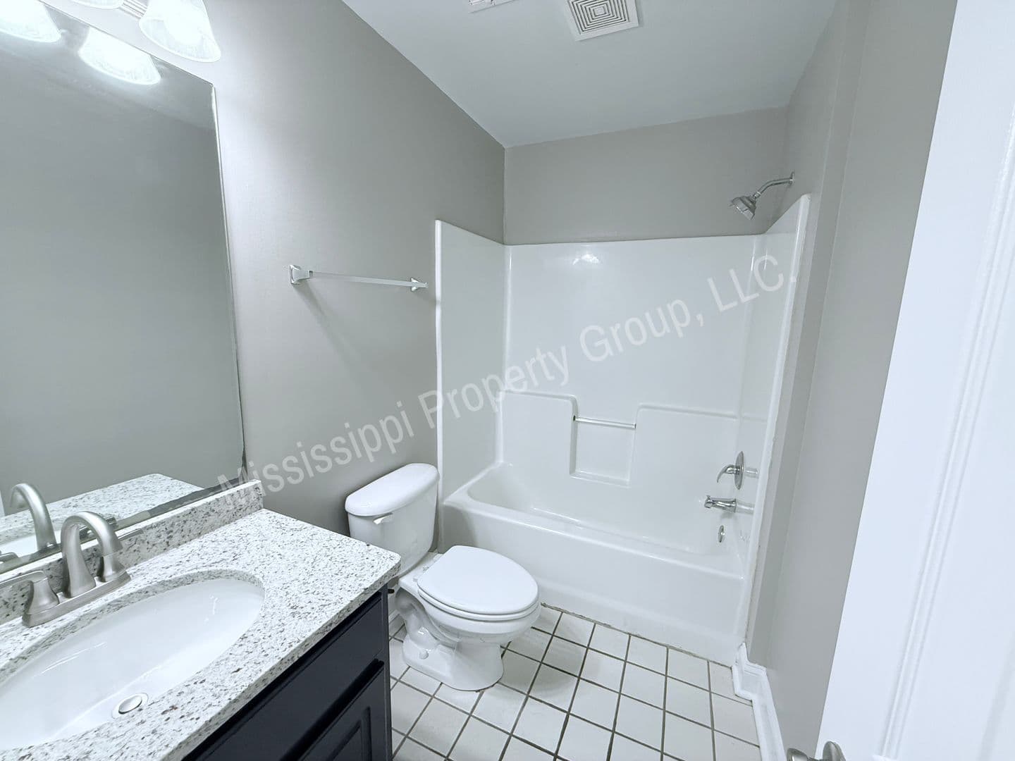 Oxford Townhome: 1 Mondrian Place