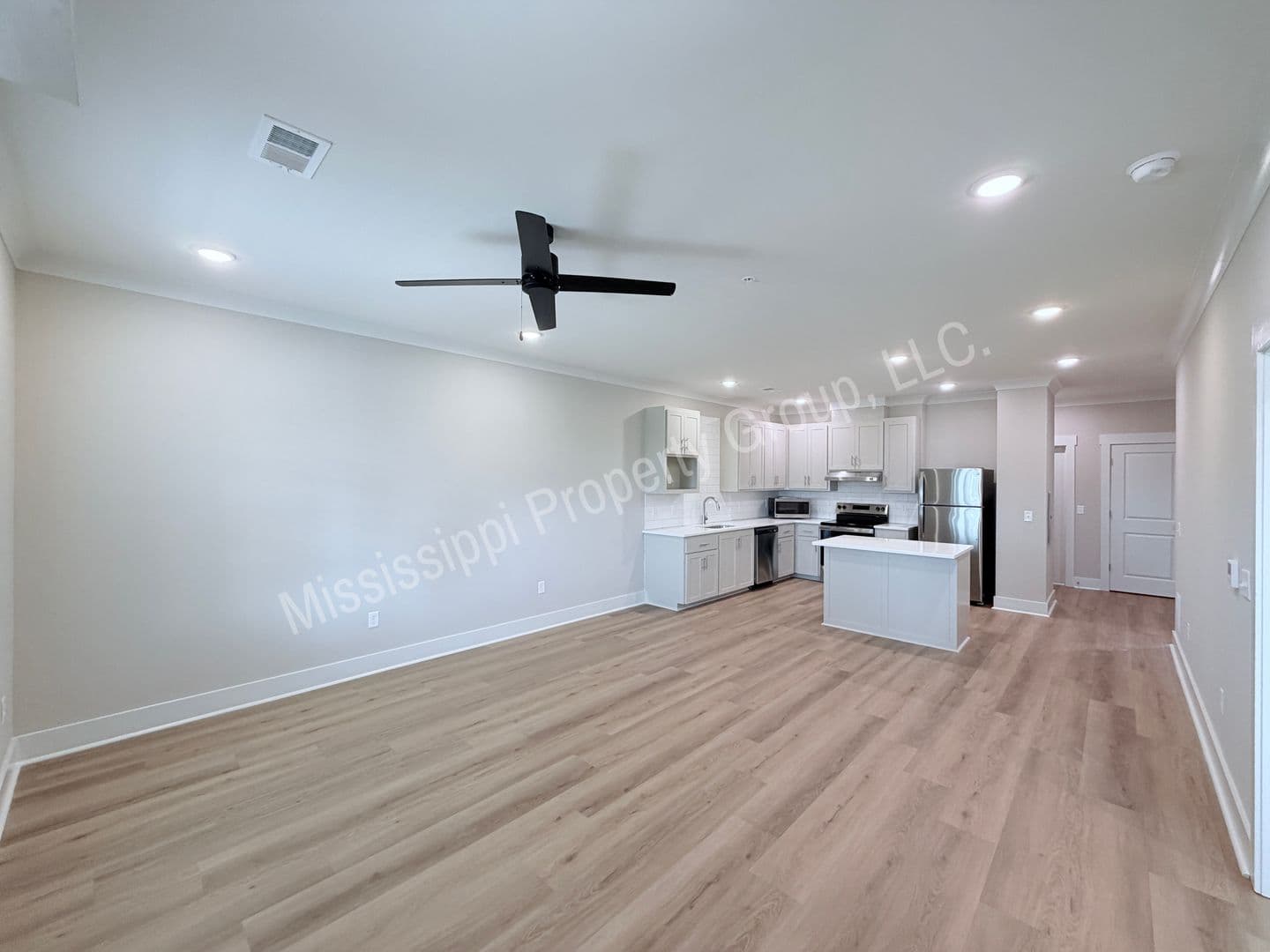 Oxford Apartment: 1401 Chickasaw Road