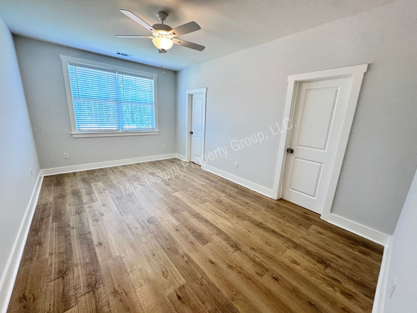 Oxford Townhome: 676 Miramar Lane