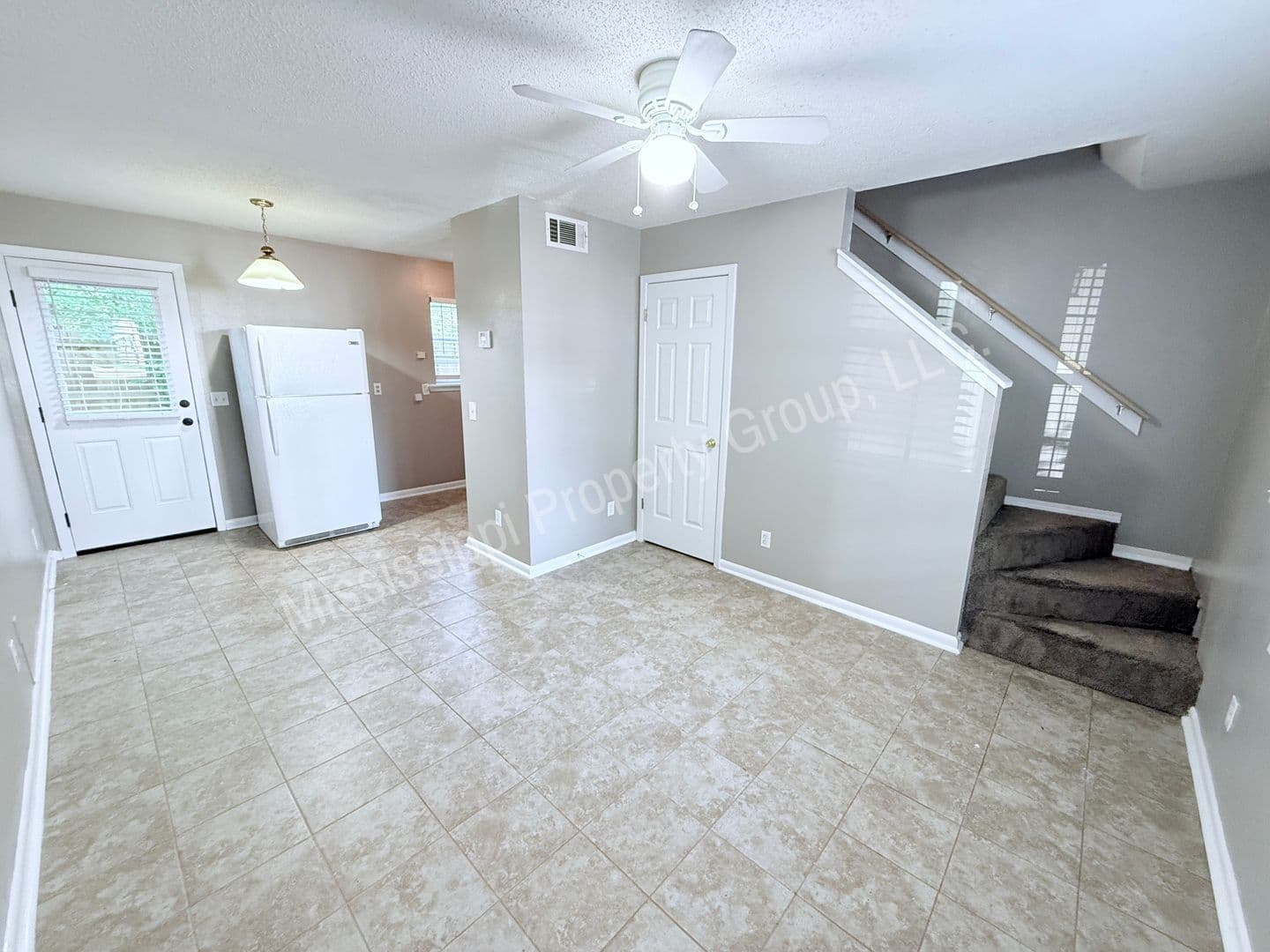 Oxford Apartment: 1 Woodward Place