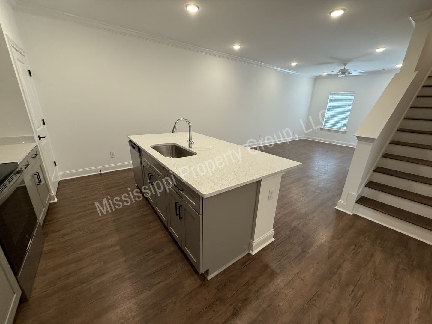 Oxford Townhome: 620 Cottage Grove Circle
