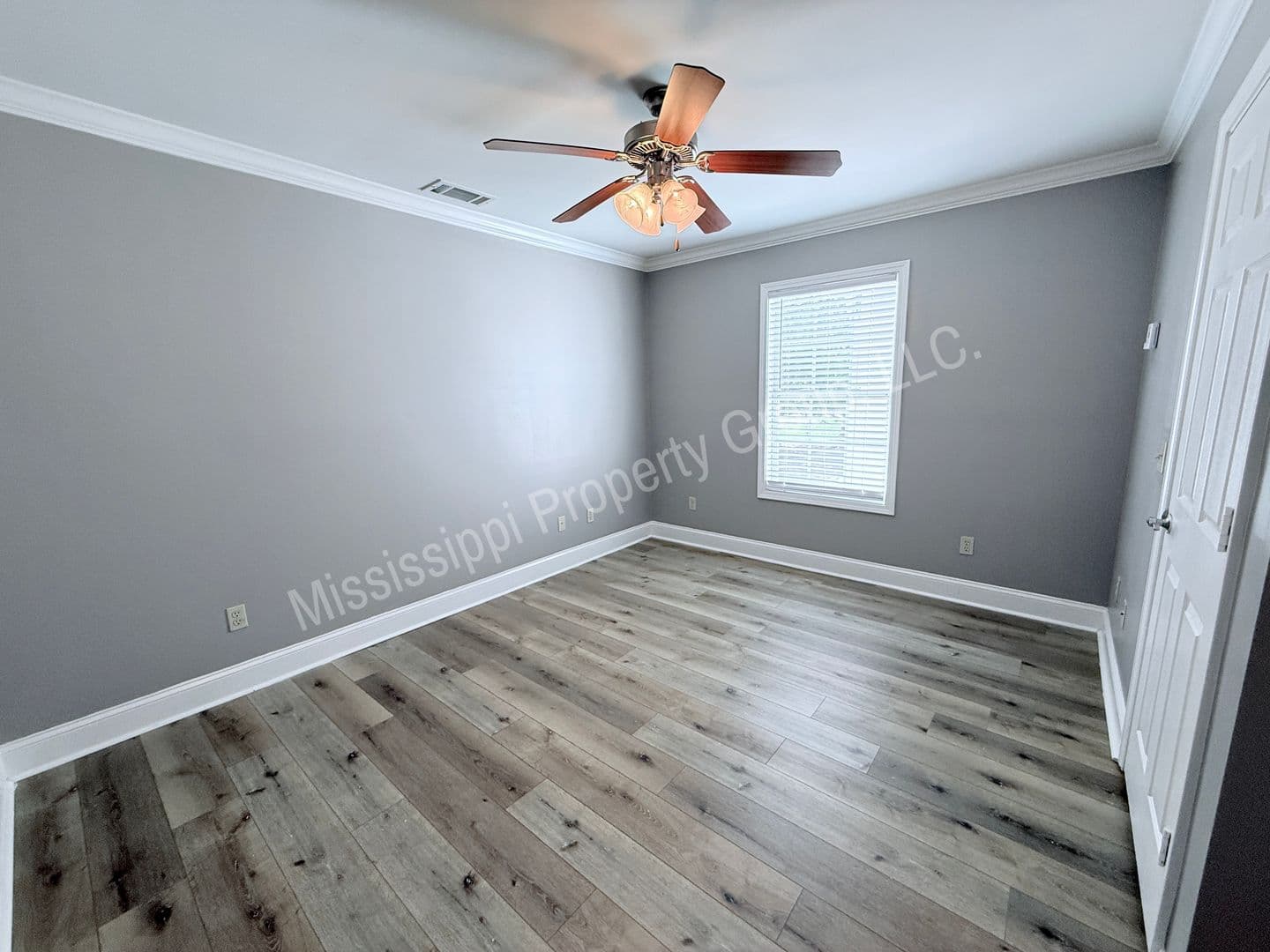 Oxford Townhome: 1 Mondrian Place