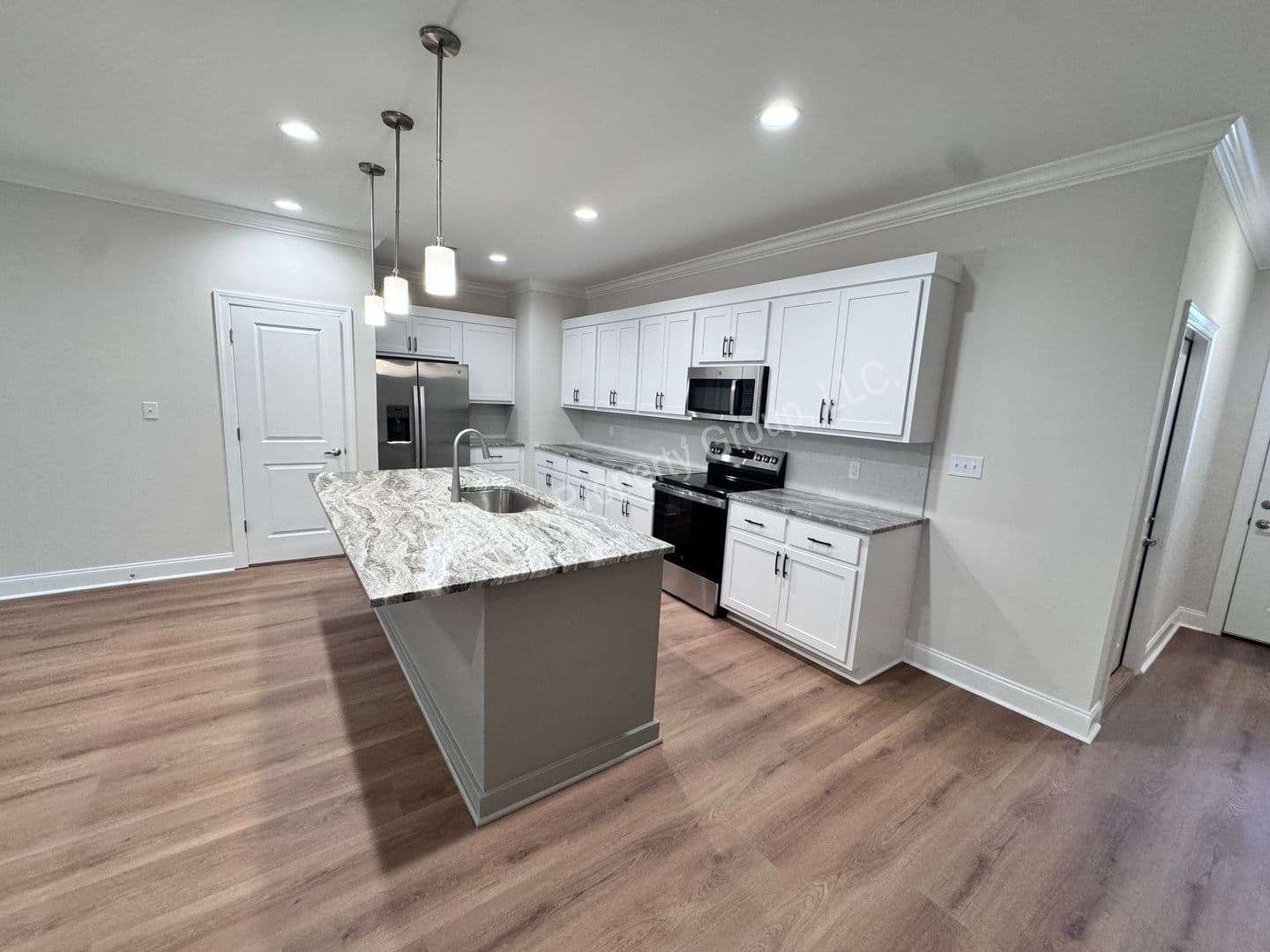 Oxford Townhome: 451 Lily Loop