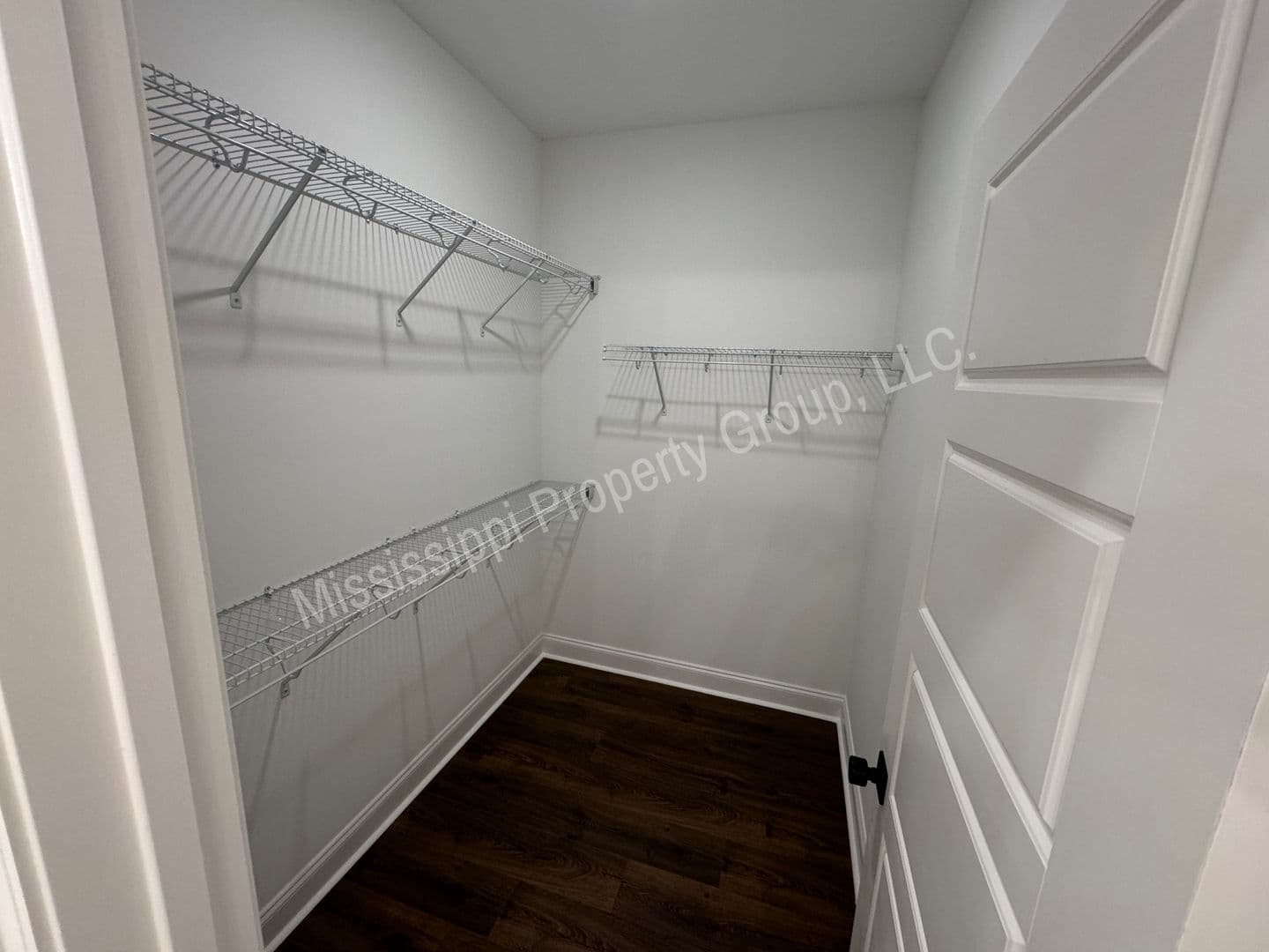 Oxford Townhome: 590 Meadow Crest Circle