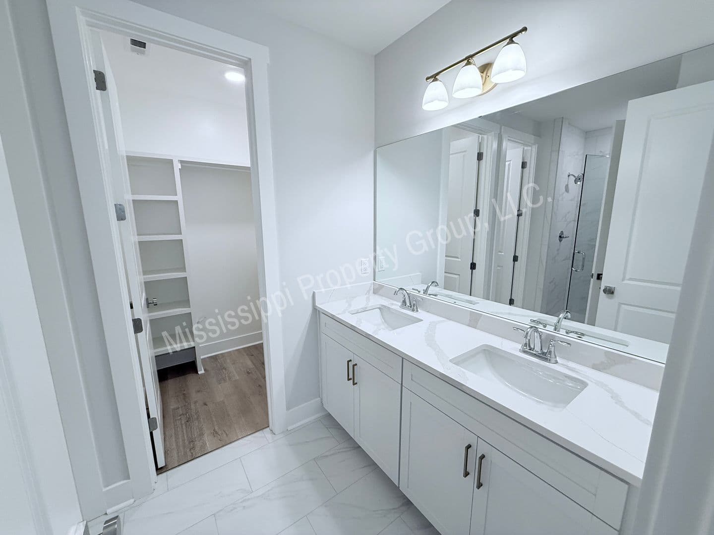 Oxford Townhome: 694 Miramar Lane