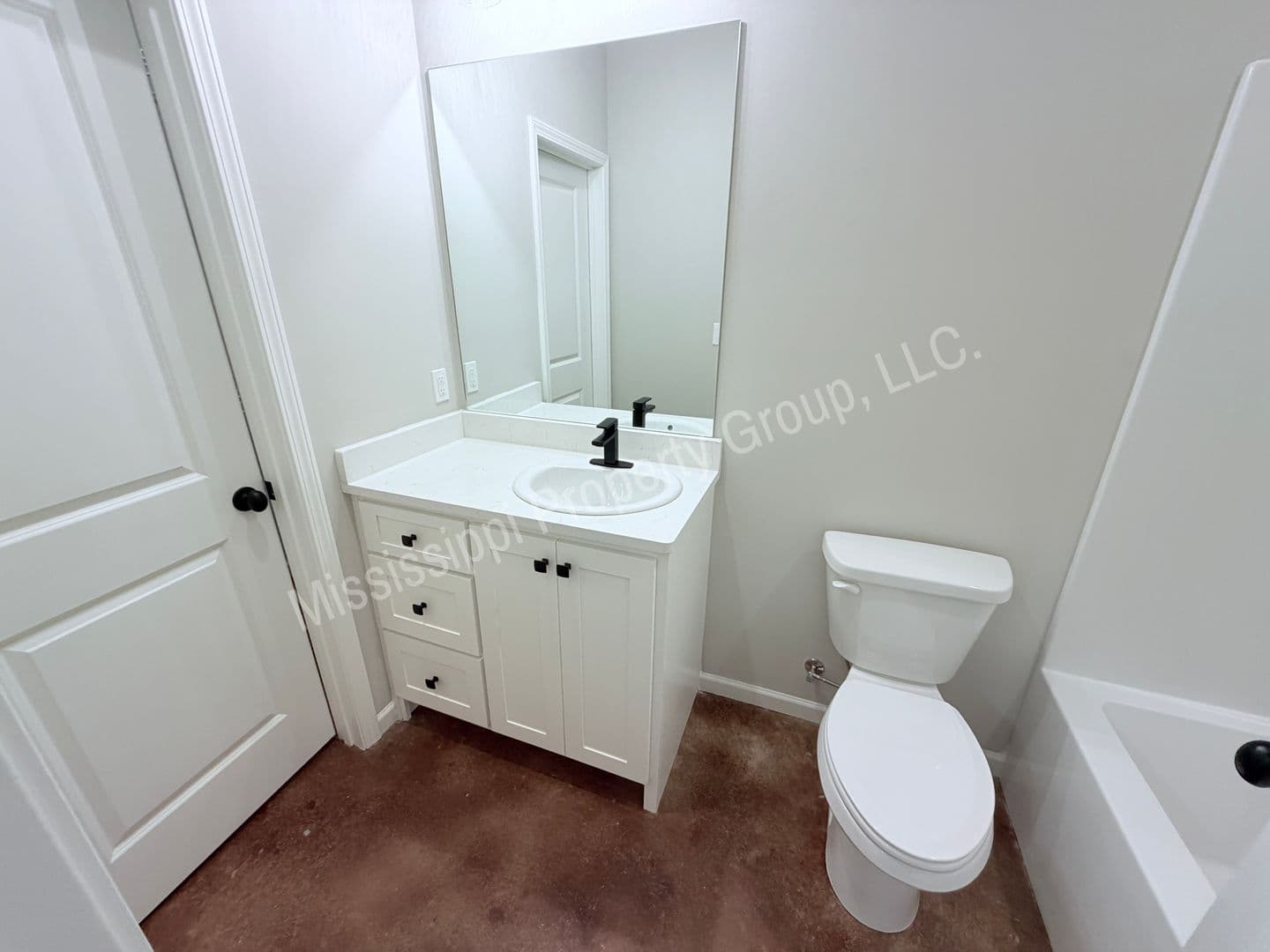Oxford Townhome: 4851 S. Lamar Blvd