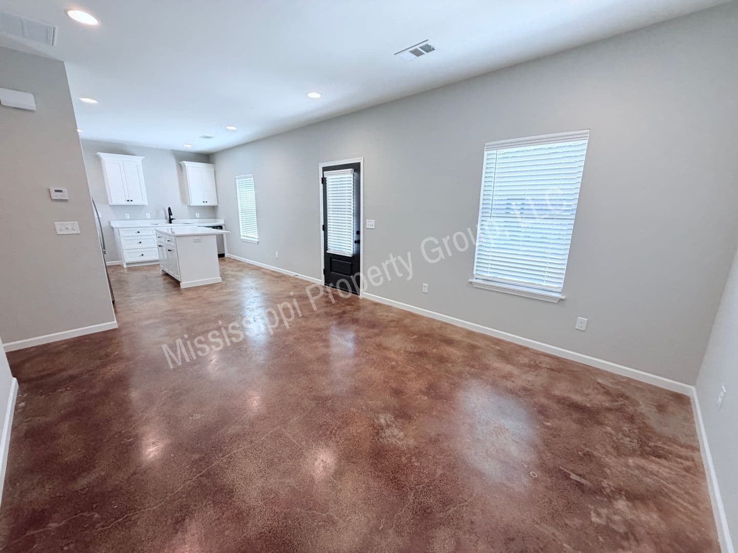 Oxford Townhome: 4851 S. Lamar Blvd