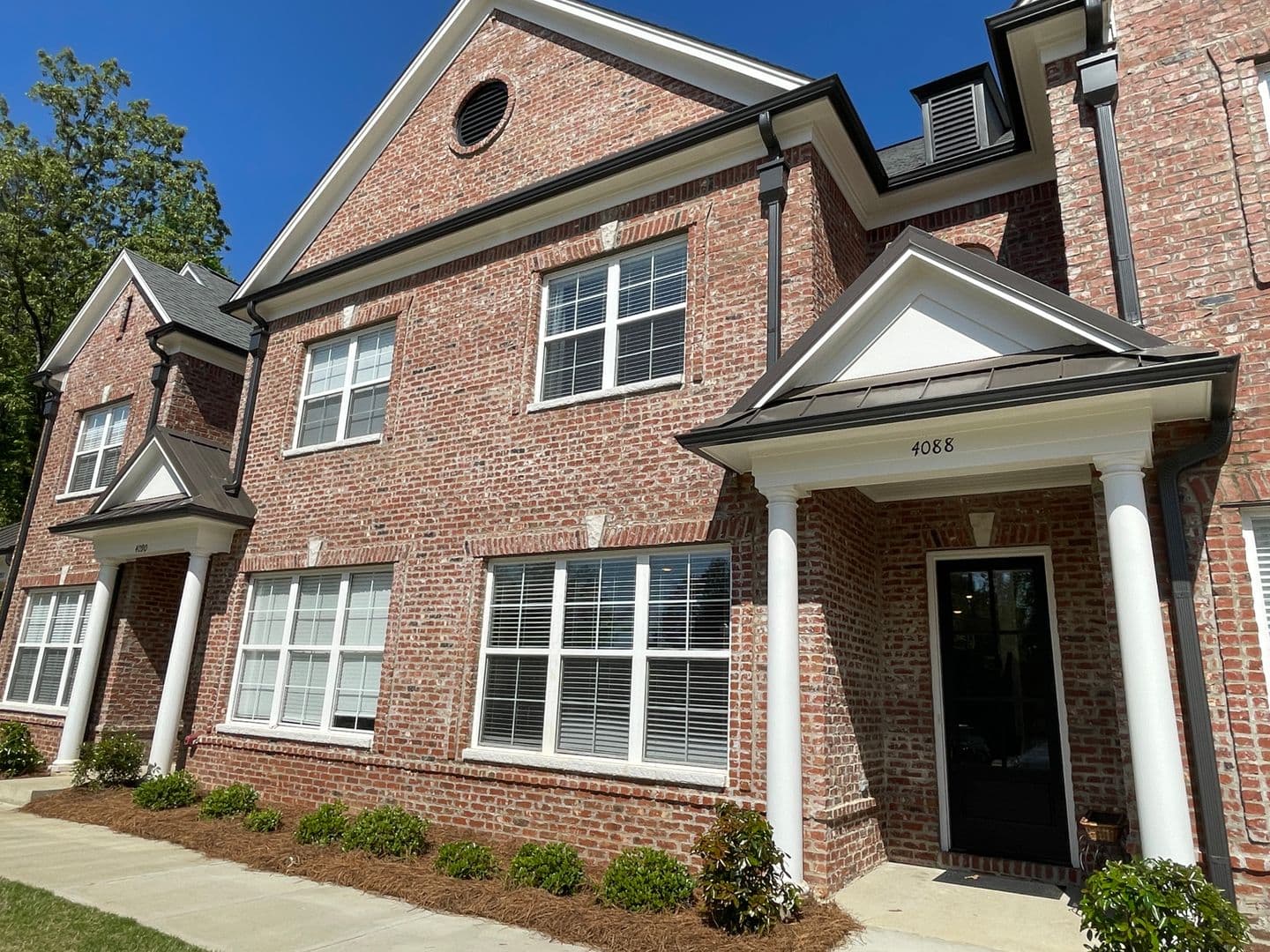 Oxford Townhome: 4088 Fieldstone Loop