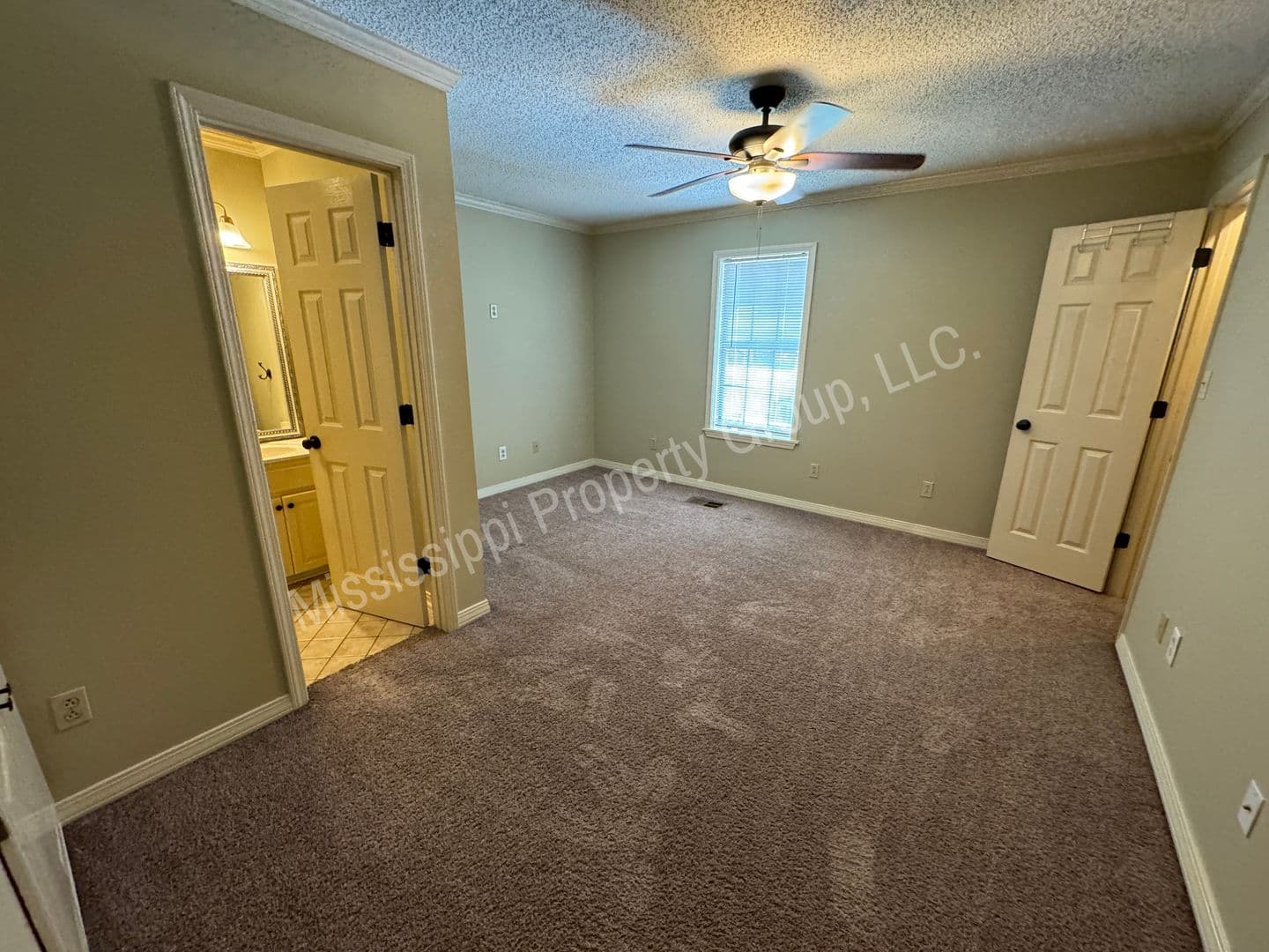 Oxford House: 1646 Garfield Avenue