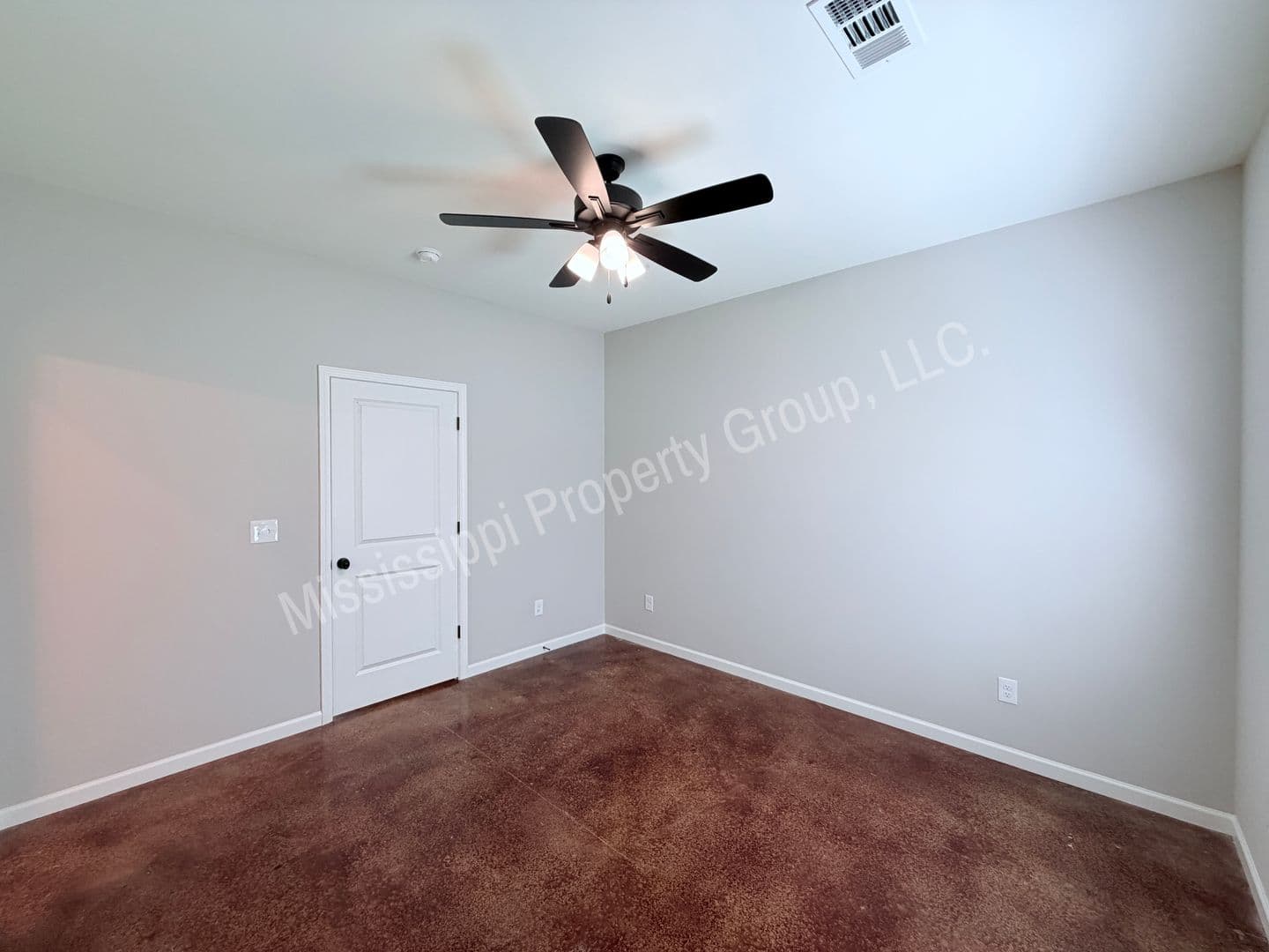 Oxford Townhome: 4851 S. Lamar Blvd