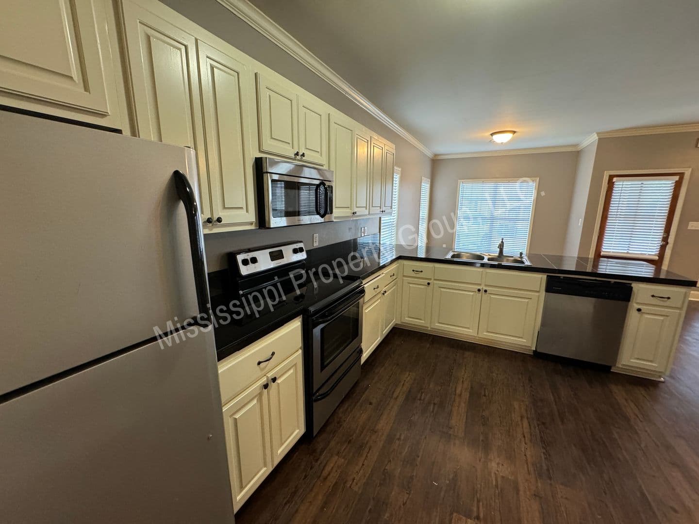 Oxford House: 301 Shumard Cove