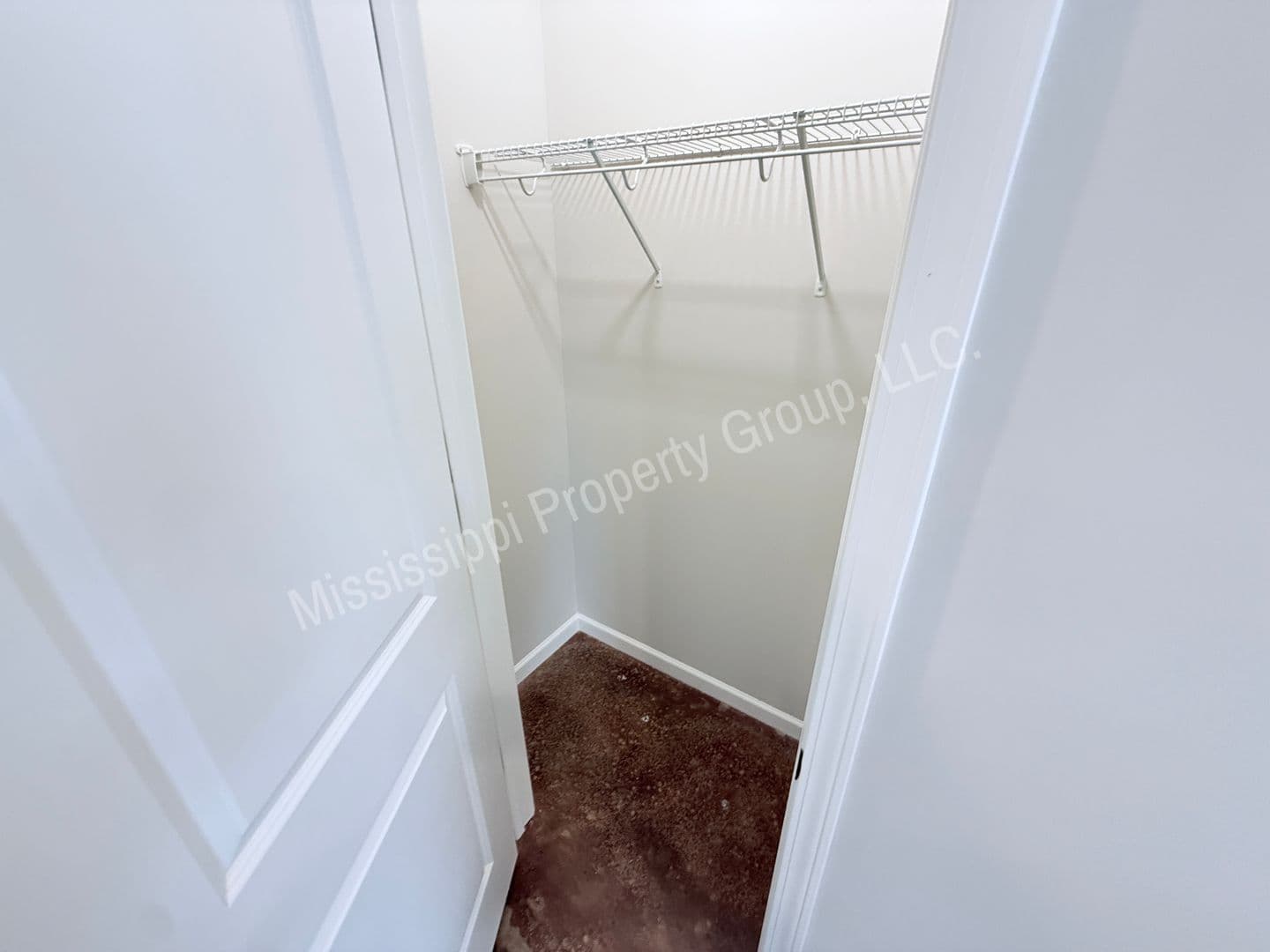 Oxford Townhome: 4851 S. Lamar Blvd