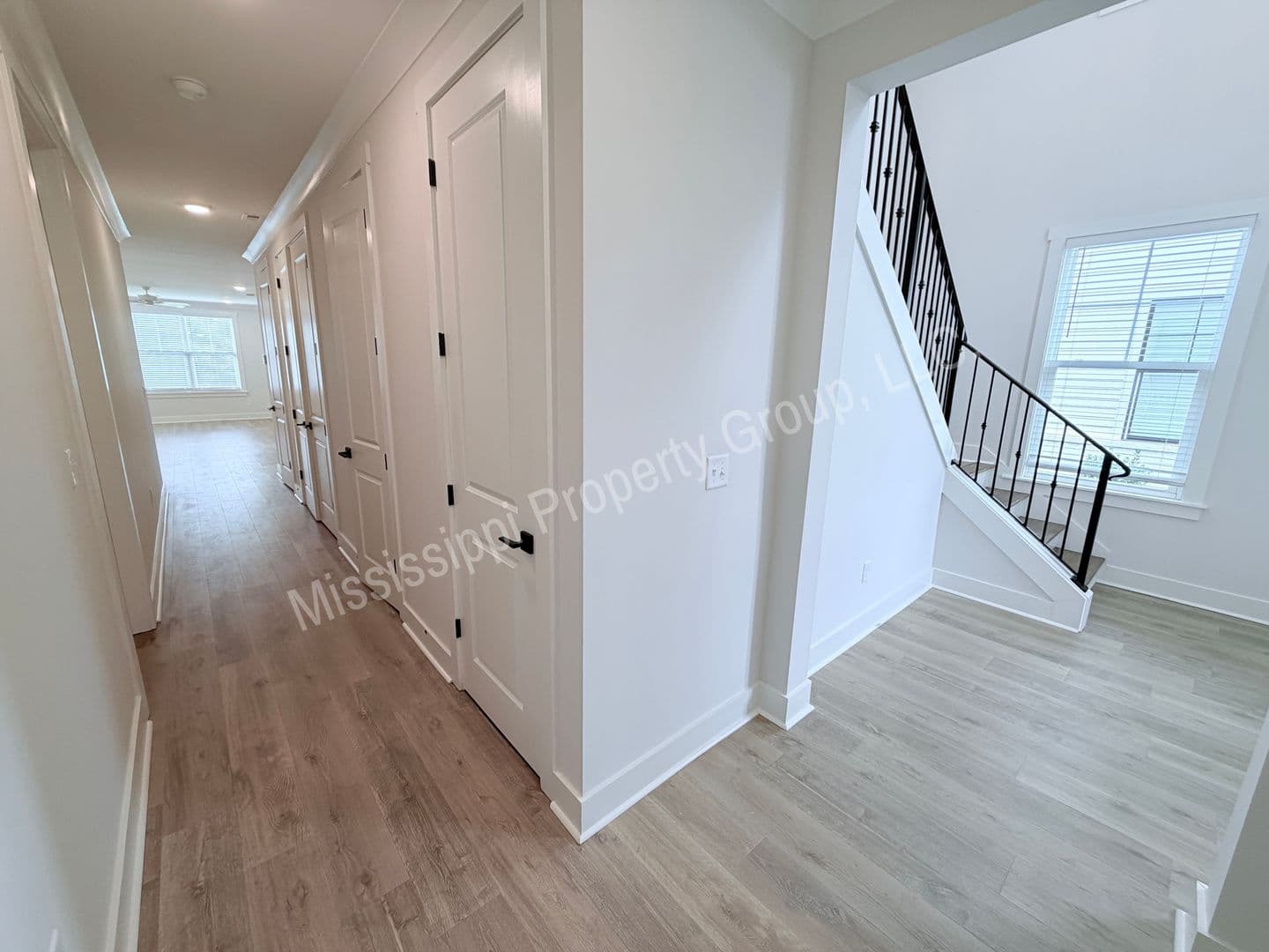 Oxford House: 409 Stillwater Lane