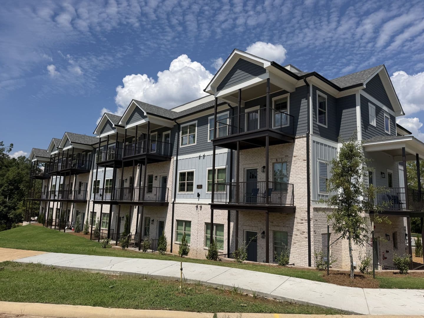 Oxford Apartment: 1401 Chickasaw Road