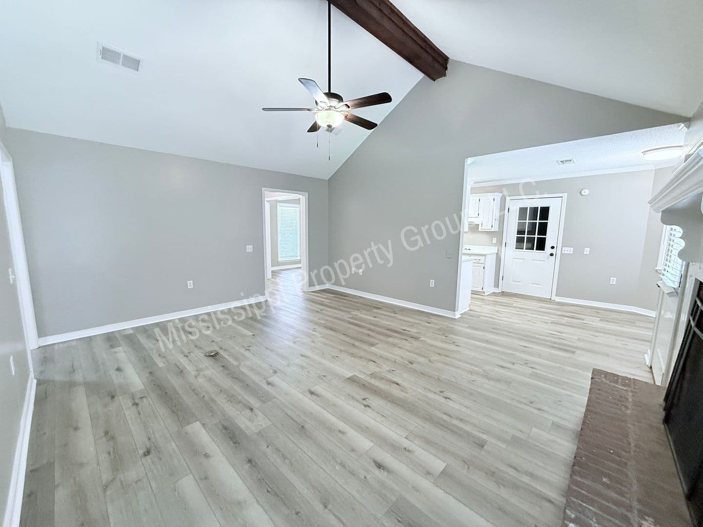 Oxford House: 2112 Harris Drive