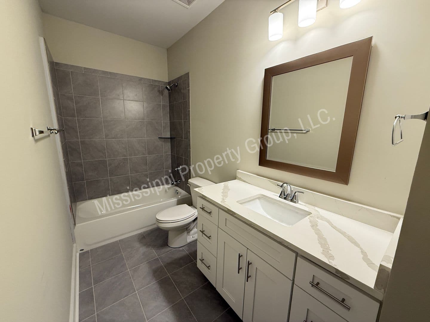 Oxford Townhome: 335 Stillwater Lane