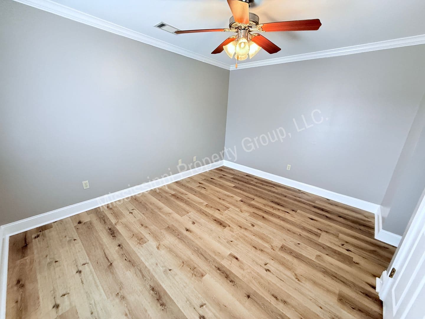 Oxford Townhome: 1 Mondrian Place