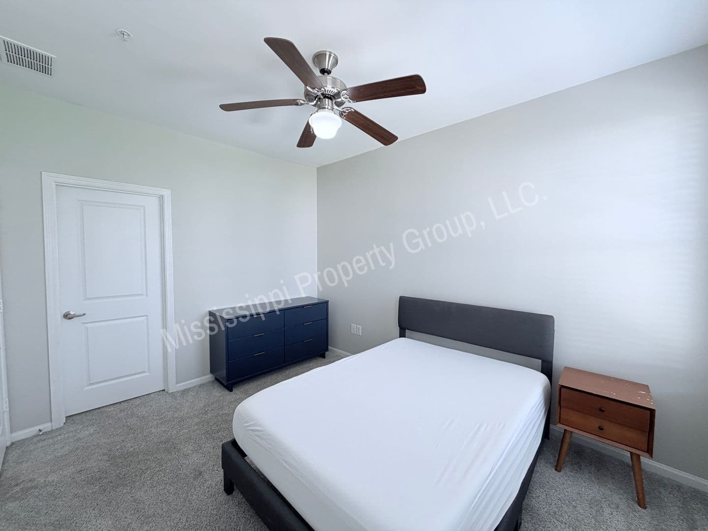 Oxford Townhome: 471 Olive Branch Way