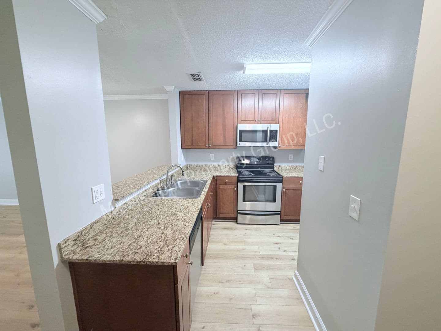Oxford Condo: 2112 Old Taylor Road, Unit F5