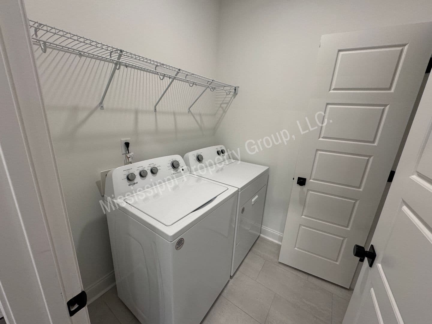 Oxford Townhome: 590 Meadow Crest Circle