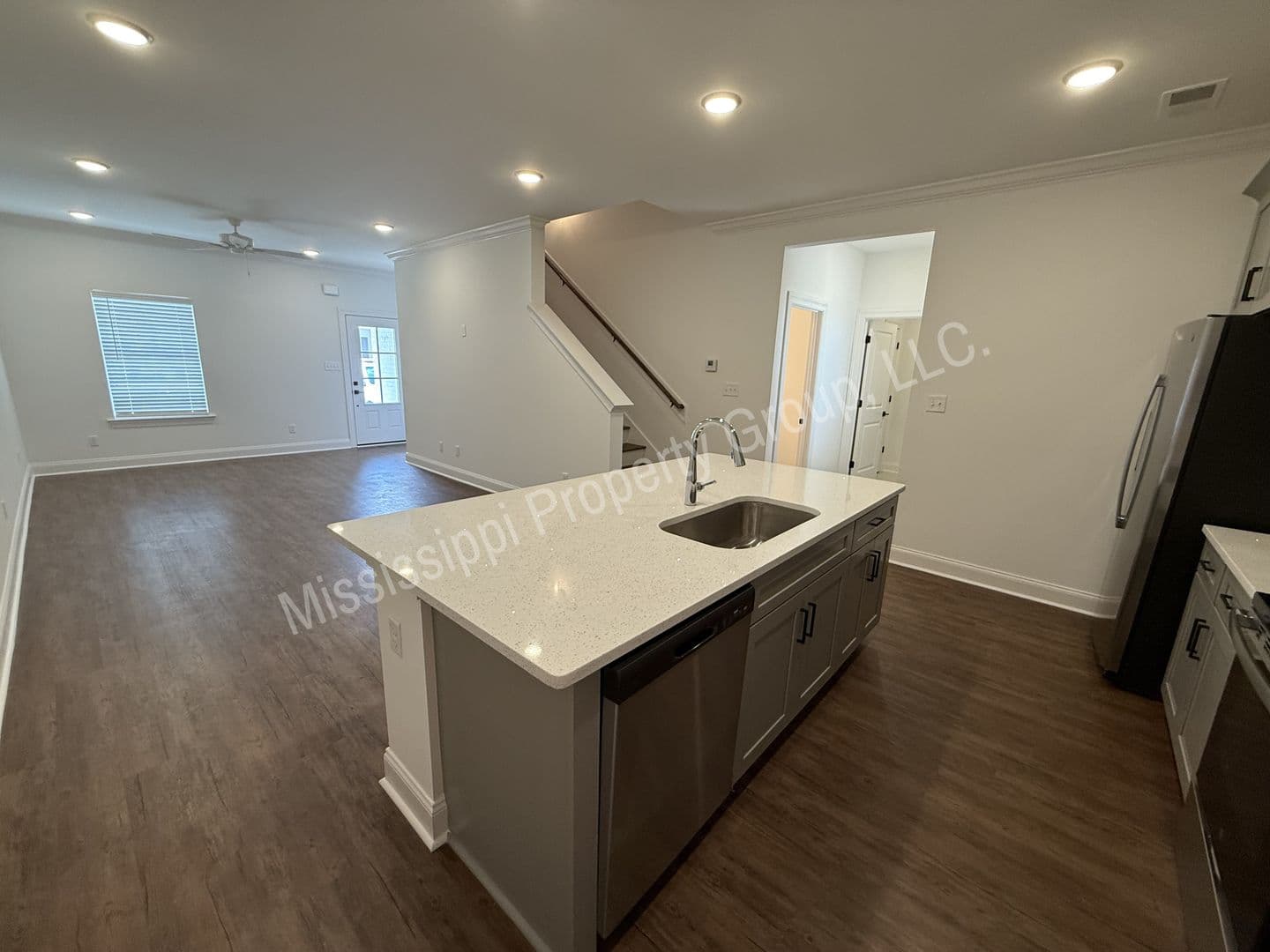 Oxford Townhome: 620 Cottage Grove Circle
