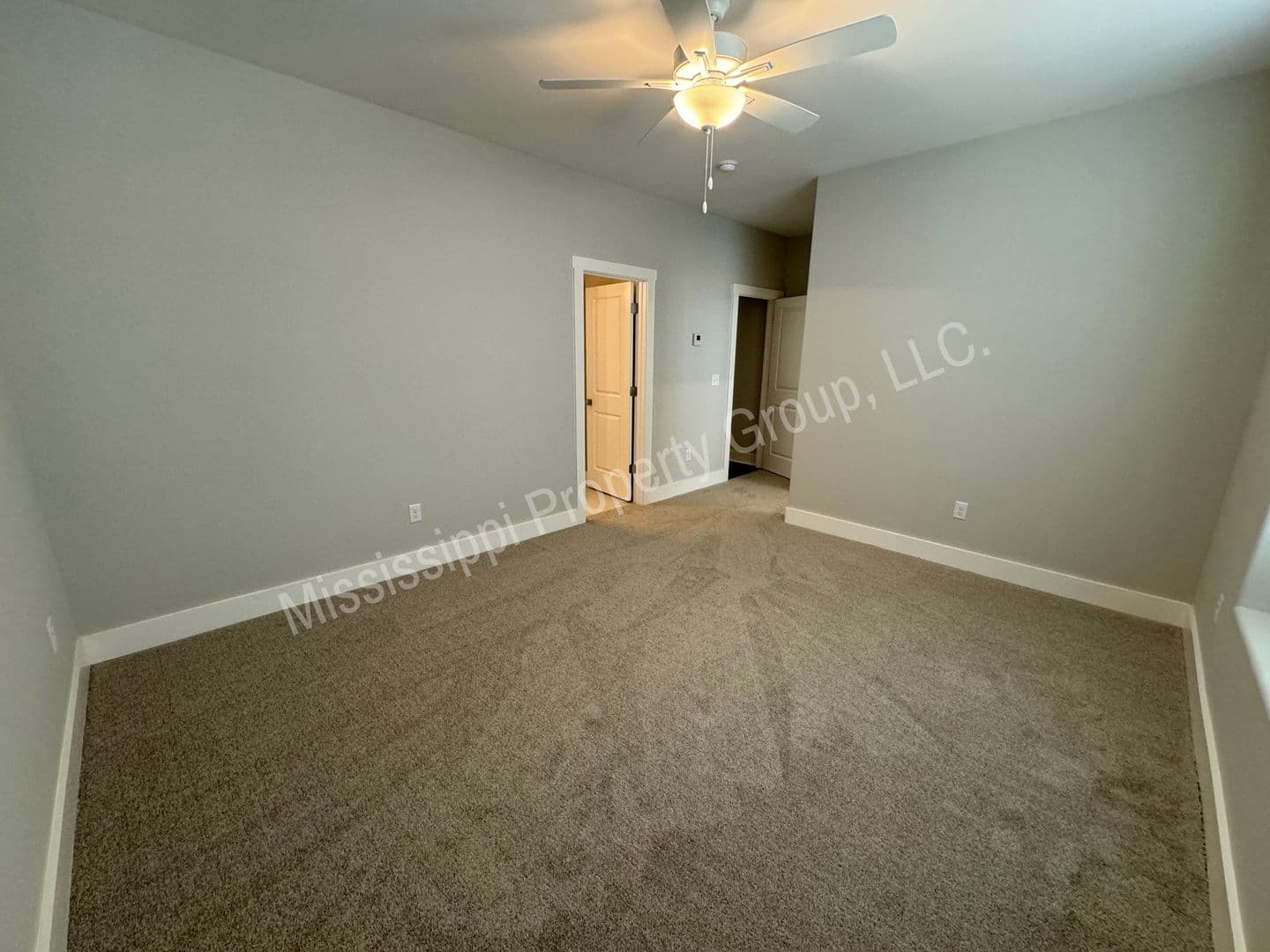 Oxford Townhome: 1843 Reserve Loop