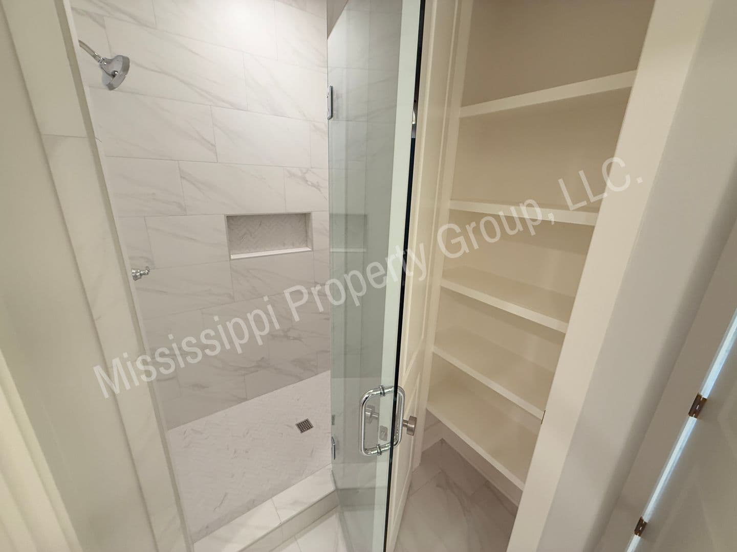 Oxford Townhome: 688 Miramar Lane
