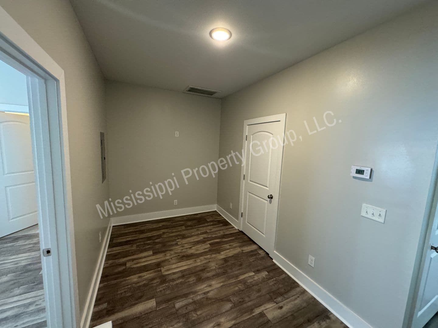 Oxford Townhome: 325 Stillwater Lane
