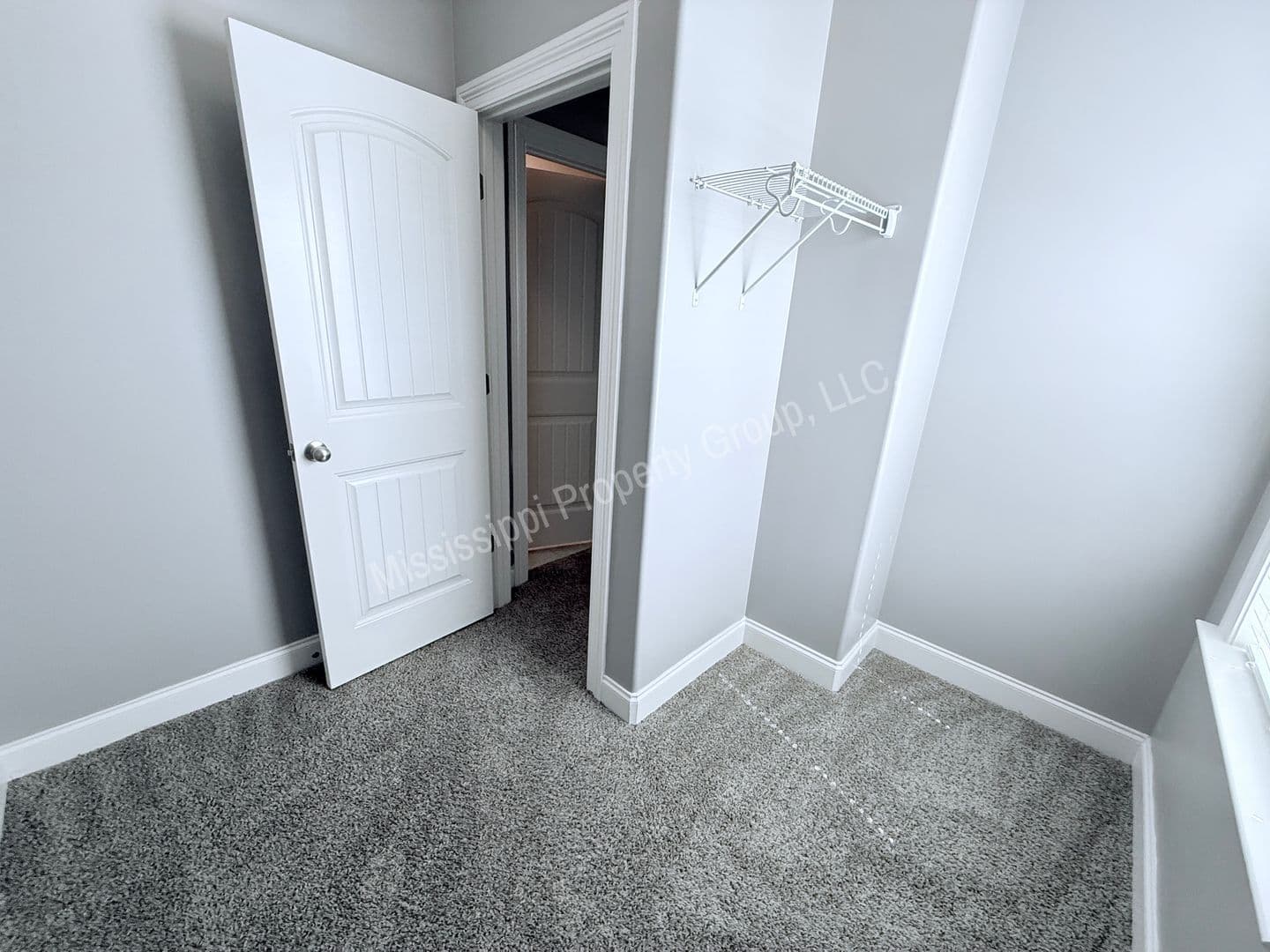Oxford Townhome: 514 Fifer Circle