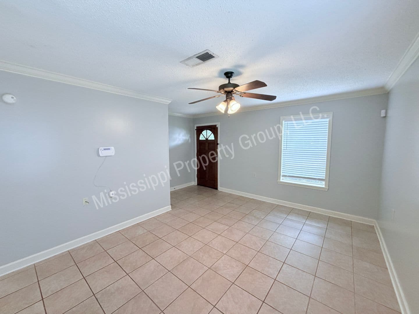 Oxford Townhome: 1017 Inverness Lane