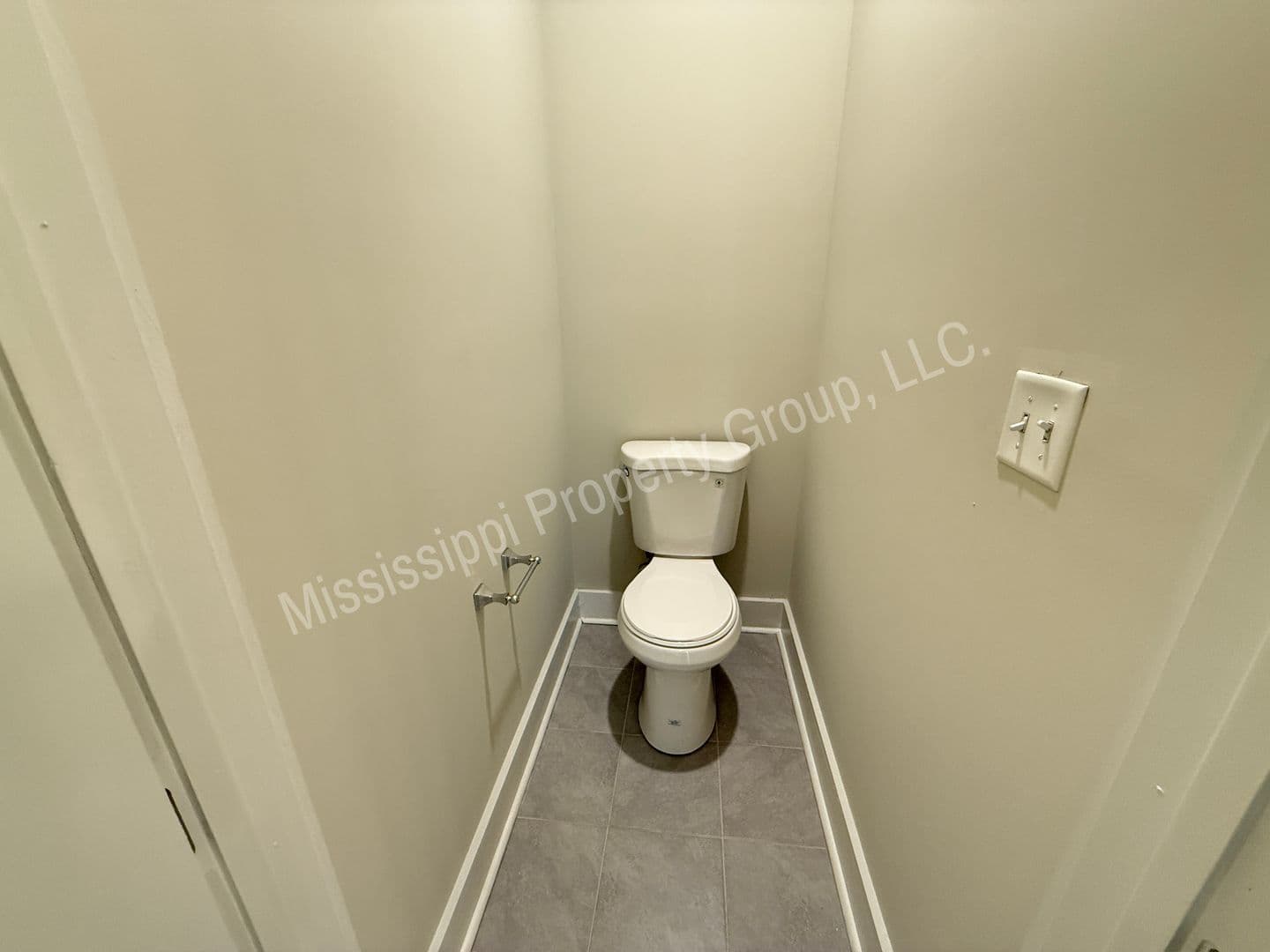 Oxford Townhome: 335 Stillwater Lane