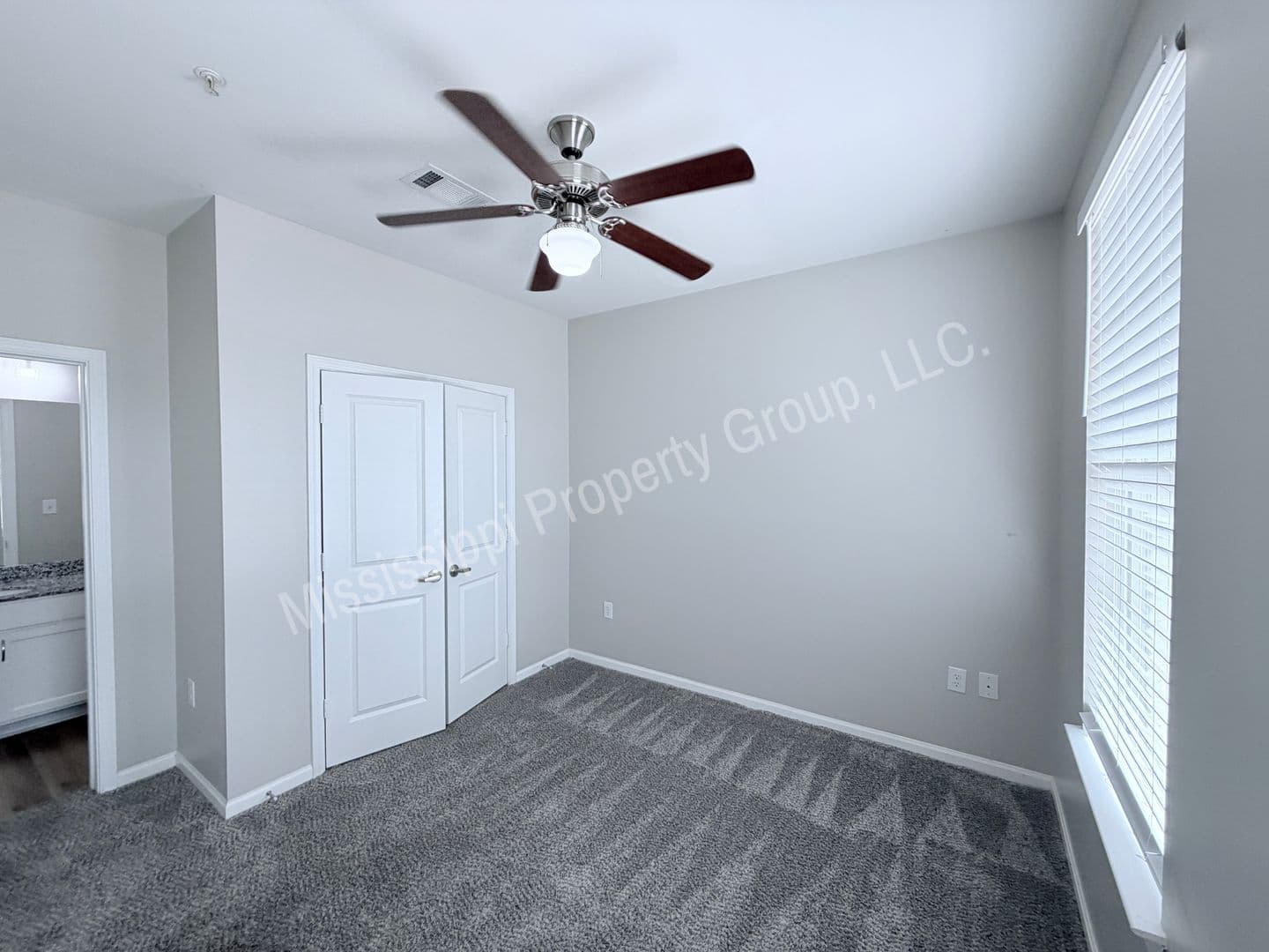 Oxford Townhome: 459 Olive Branch Way