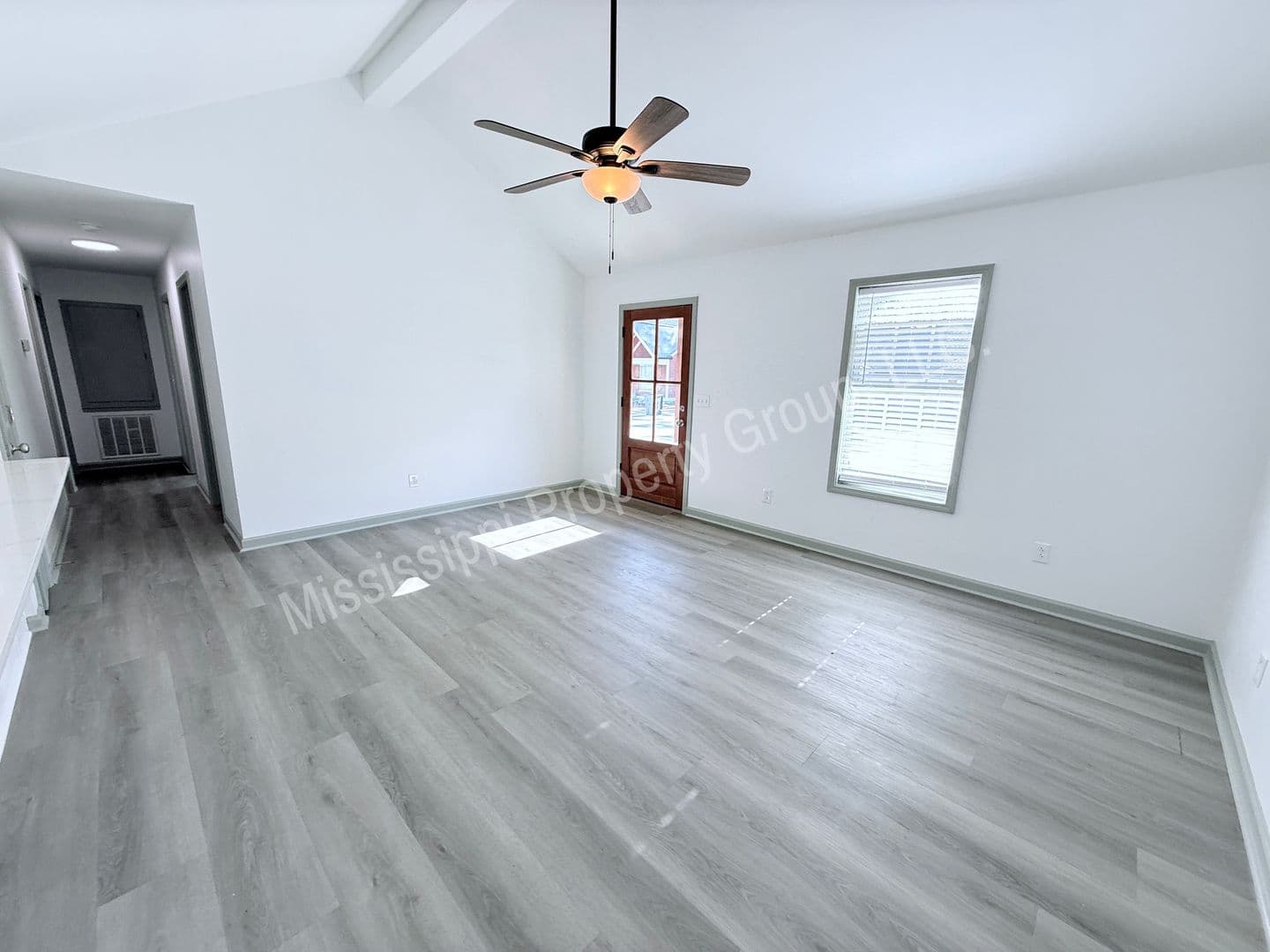 Oxford Townhome: 110 CR 102