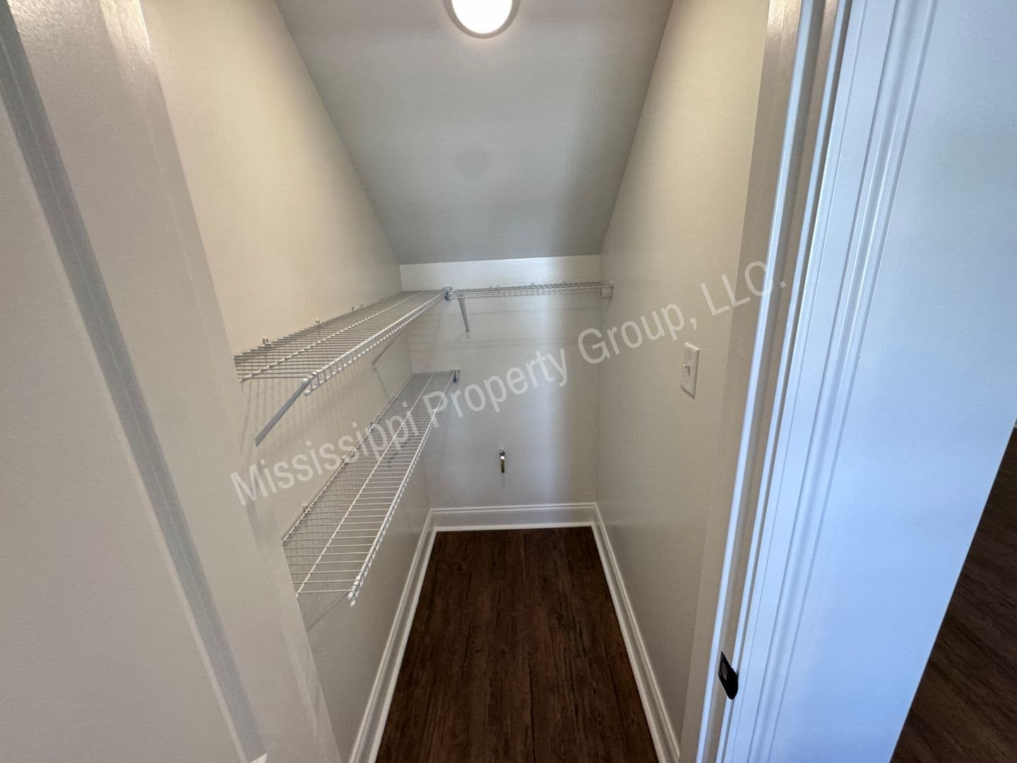 Oxford House: 304 Magnolia Court