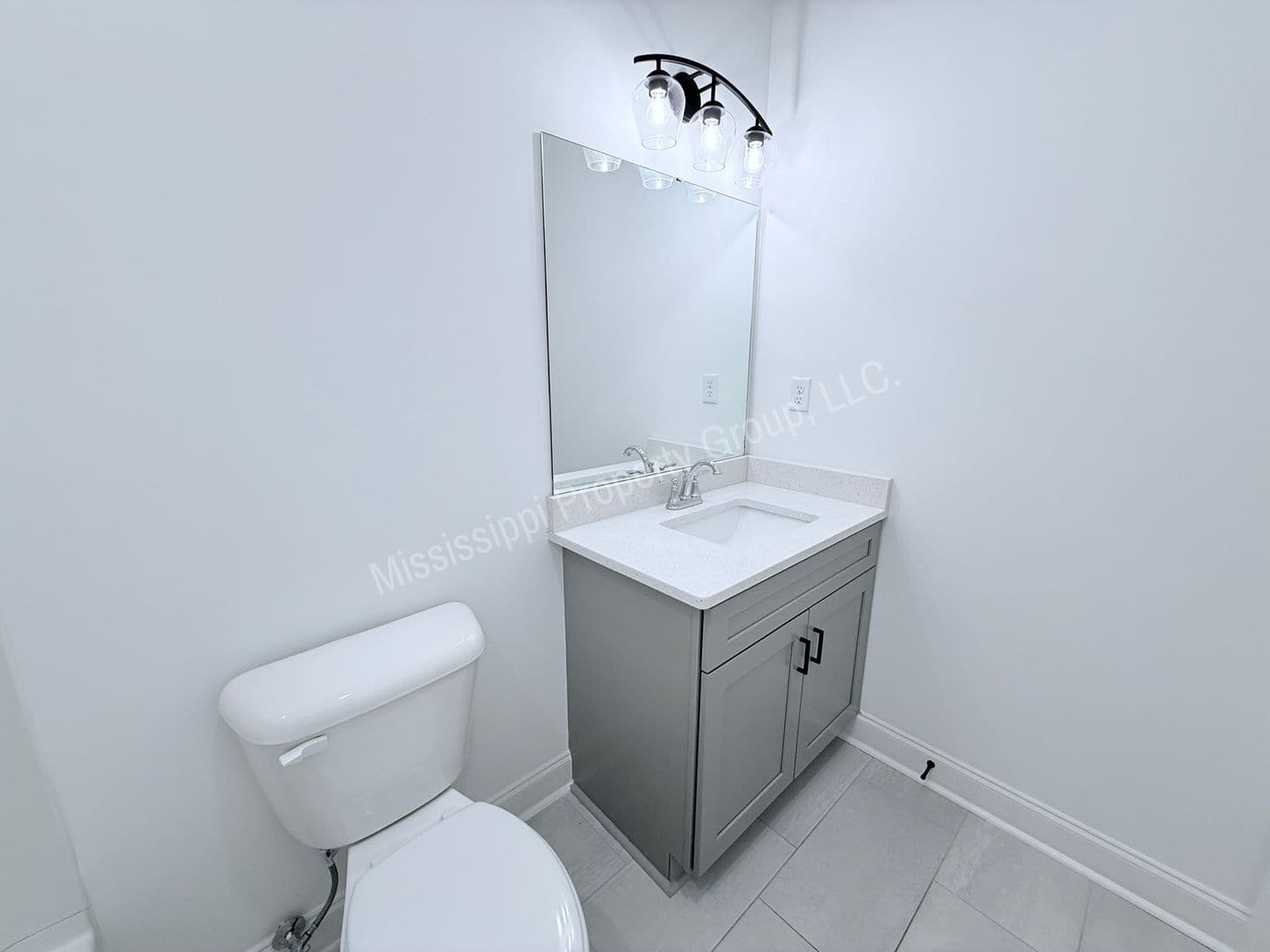 Oxford House: 526 Meadow Crest Circle