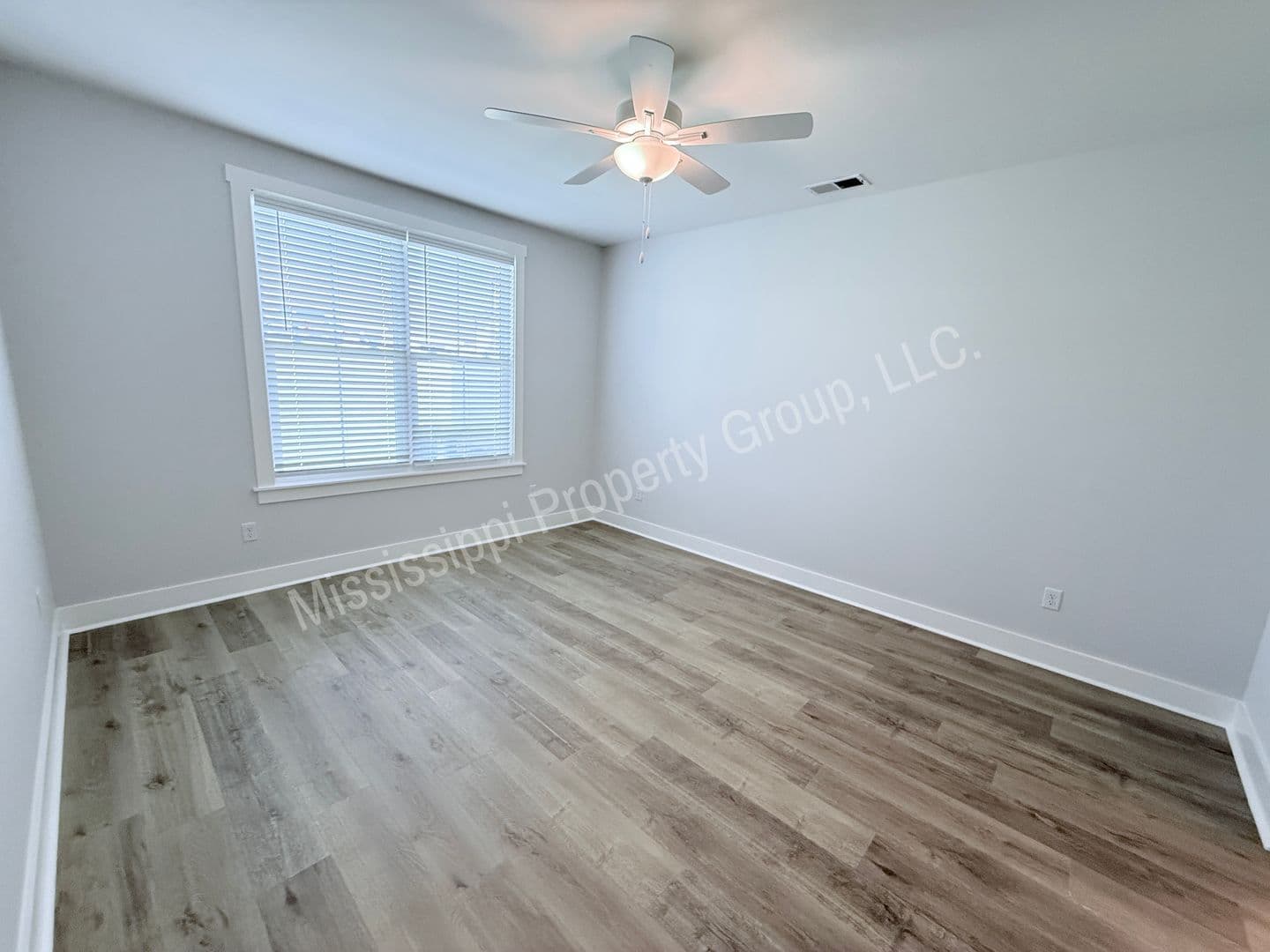 Oxford Townhome: 1616 Amalfi Drive