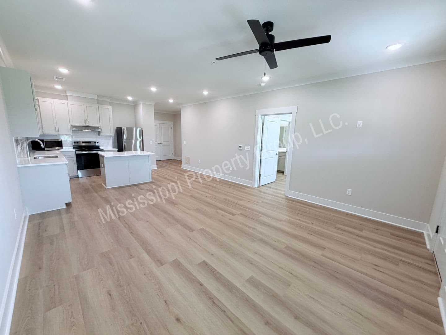 Oxford Apartment: 1401 Chickasaw Road