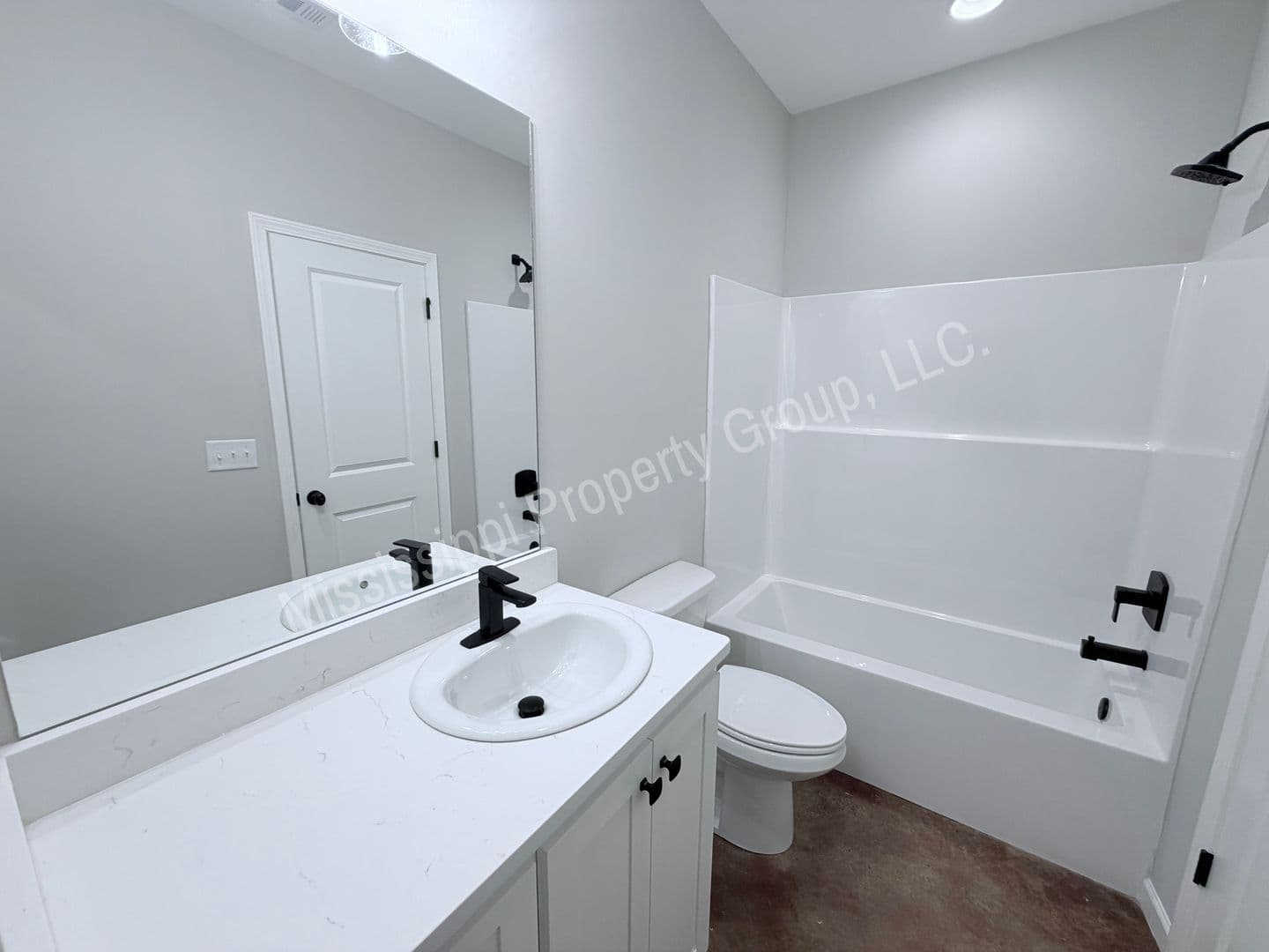 Oxford Townhome: 4851 S. Lamar Blvd