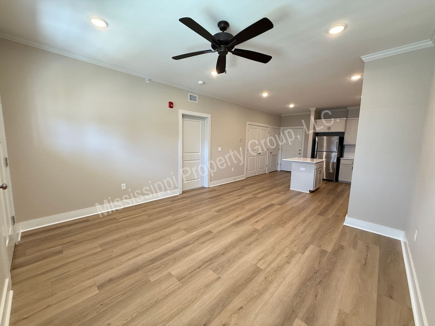 Oxford Apartment: 1207 Pleasant Drive