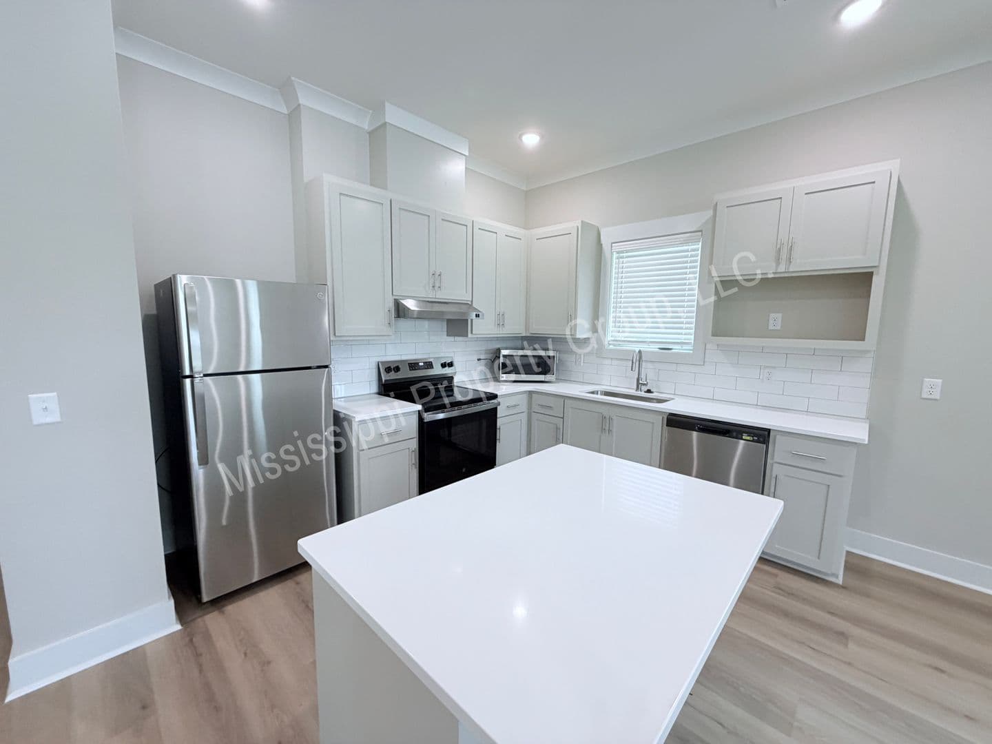 Oxford Apartment: 1401 Chickasaw Road