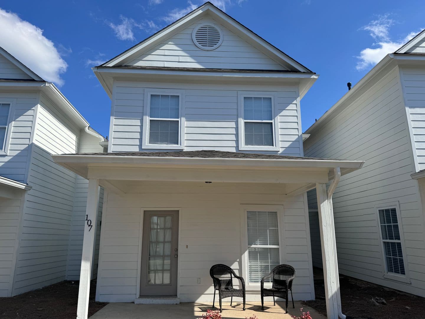 Oxford Townhome: 1 Mondrian Place