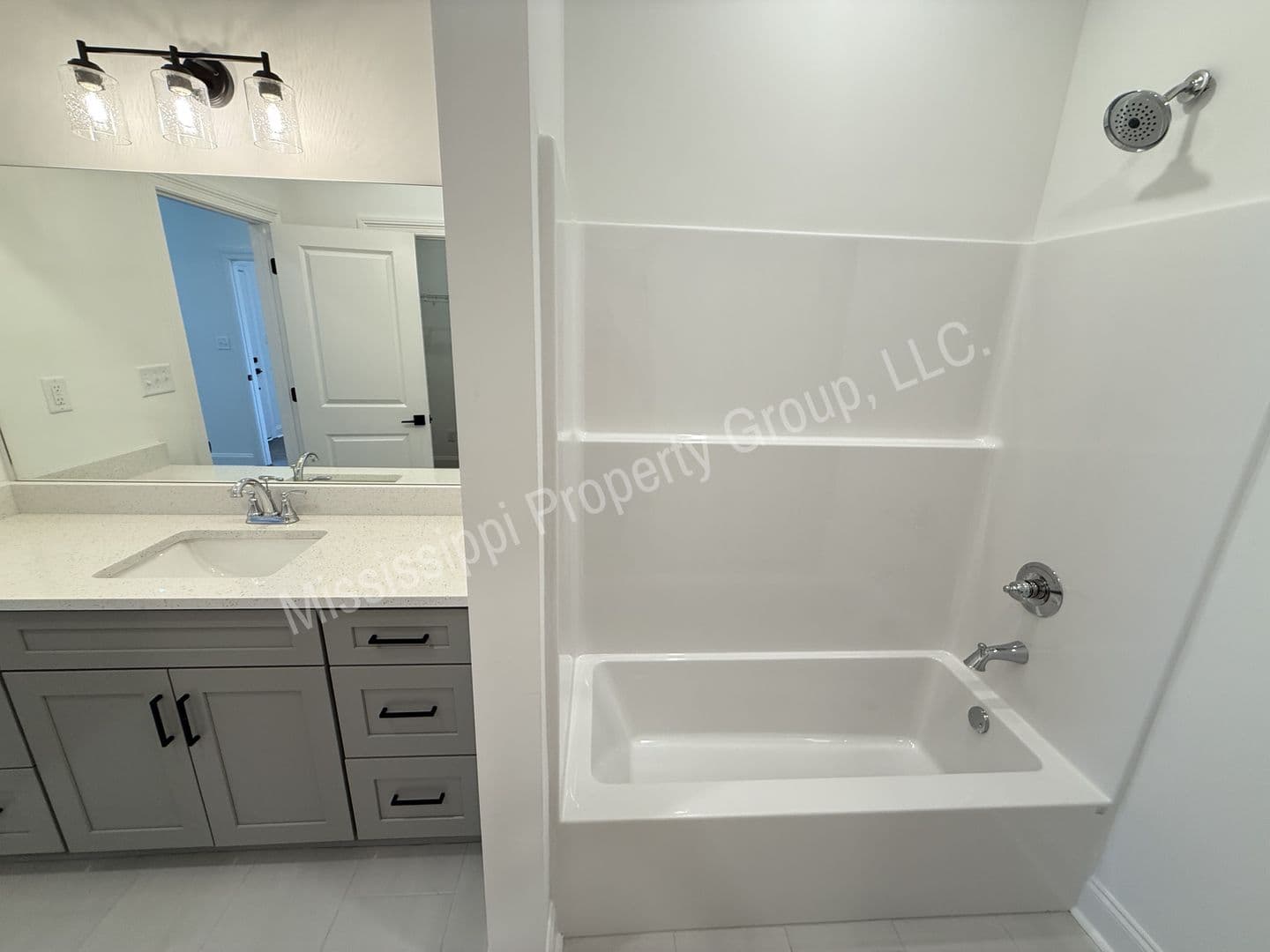 Oxford Townhome: 720 Southview Drive